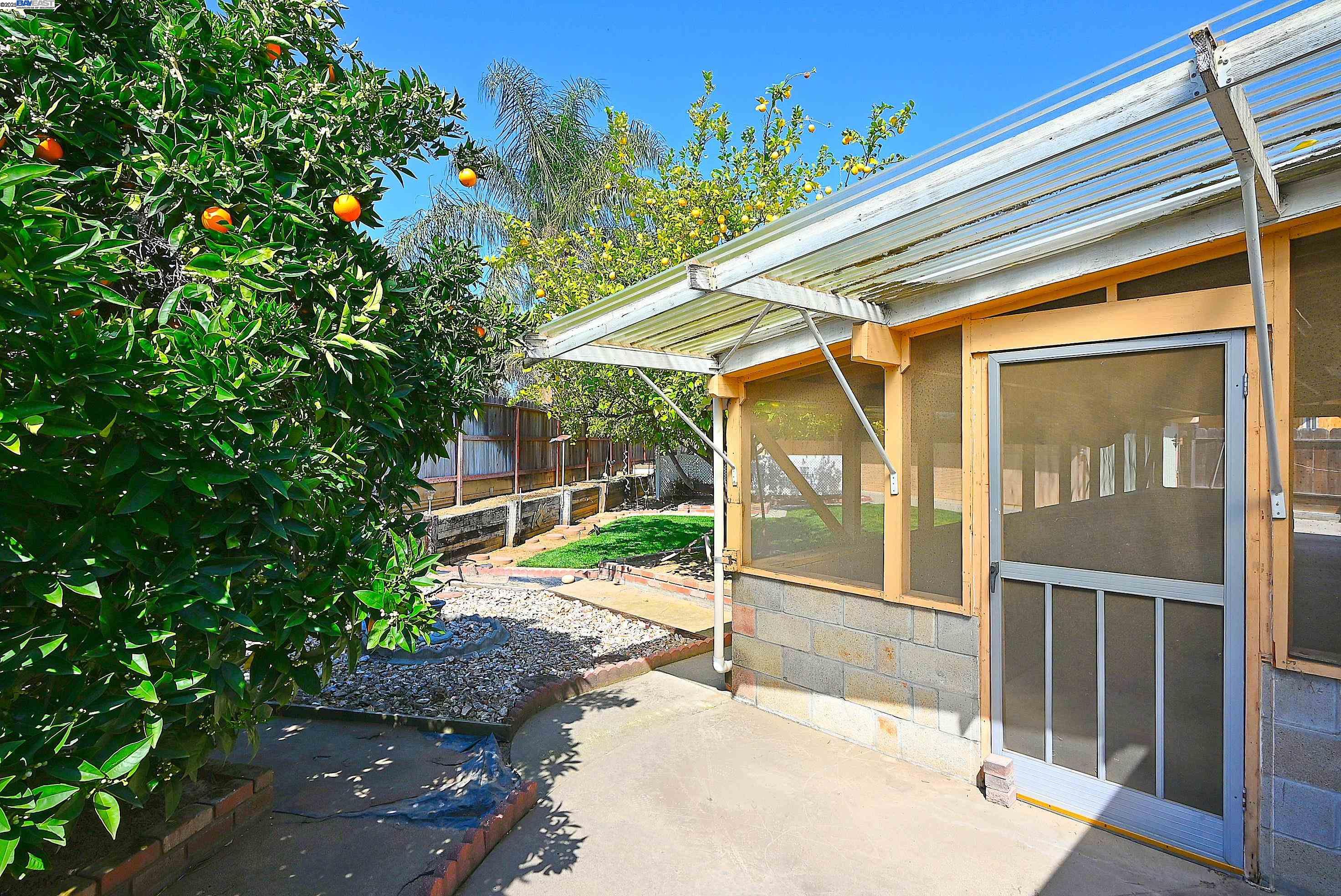 Detail Gallery Image 20 of 48 For 3201 Cato Ct, Modesto,  CA 95354-3302 - 3 Beds | 2 Baths