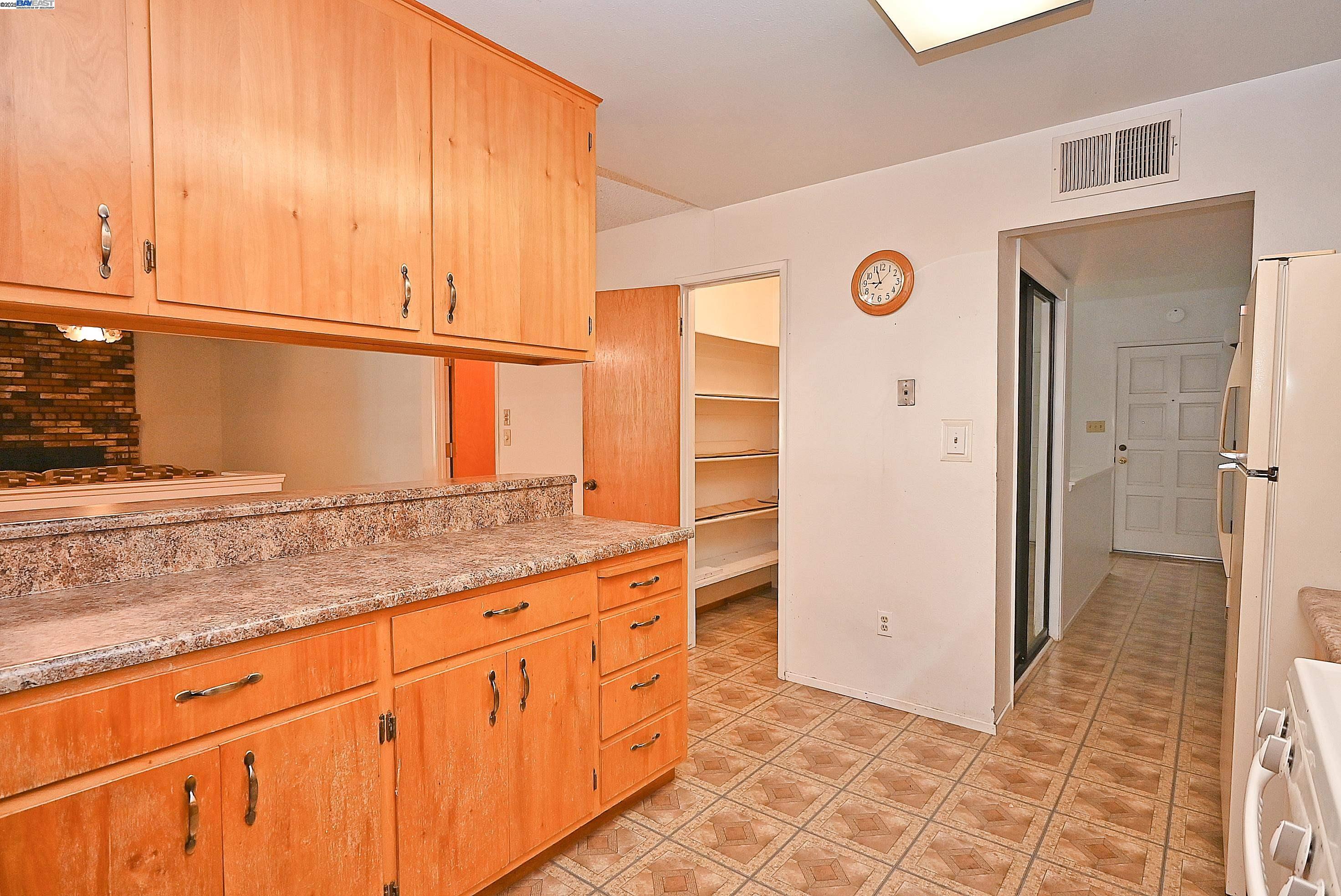 Detail Gallery Image 31 of 48 For 3201 Cato Ct, Modesto,  CA 95354-3302 - 3 Beds | 2 Baths