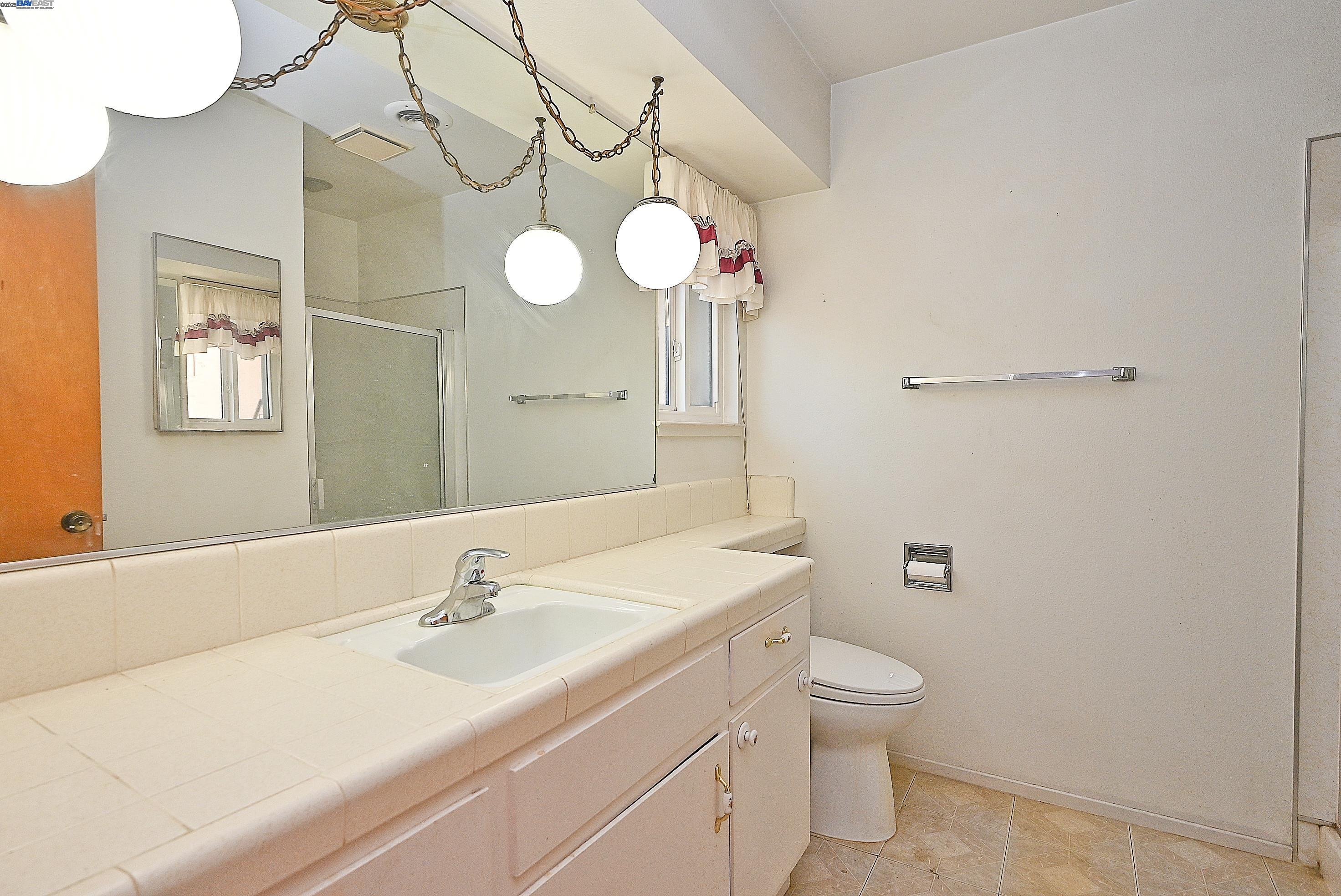 Detail Gallery Image 39 of 48 For 3201 Cato Ct, Modesto,  CA 95354-3302 - 3 Beds | 2 Baths
