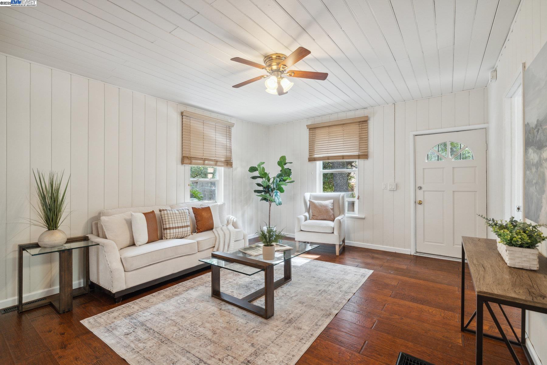 Detail Gallery Image 2 of 60 For 11349 Alameda Ave, Brookdale,  CA 95007 - 3 Beds | 1 Baths