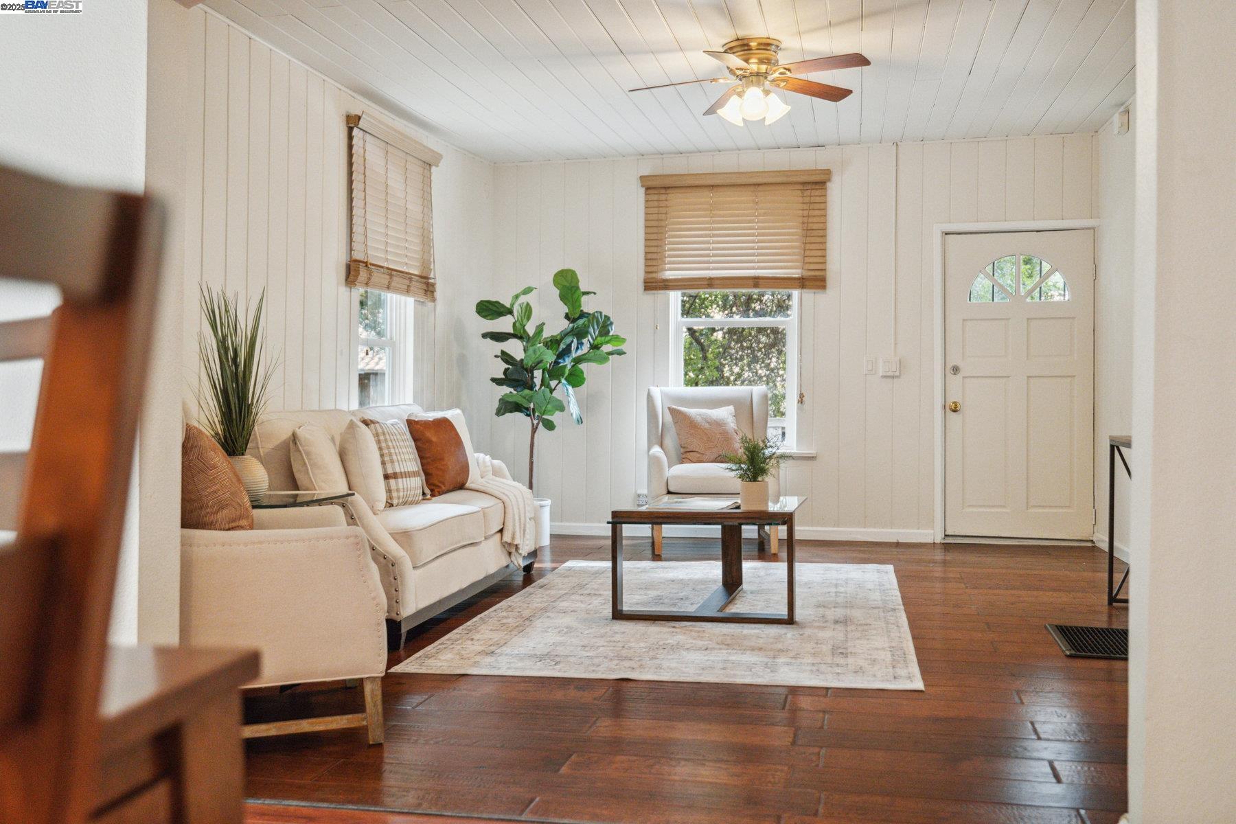 Detail Gallery Image 8 of 60 For 11349 Alameda Ave, Brookdale,  CA 95007 - 3 Beds | 1 Baths