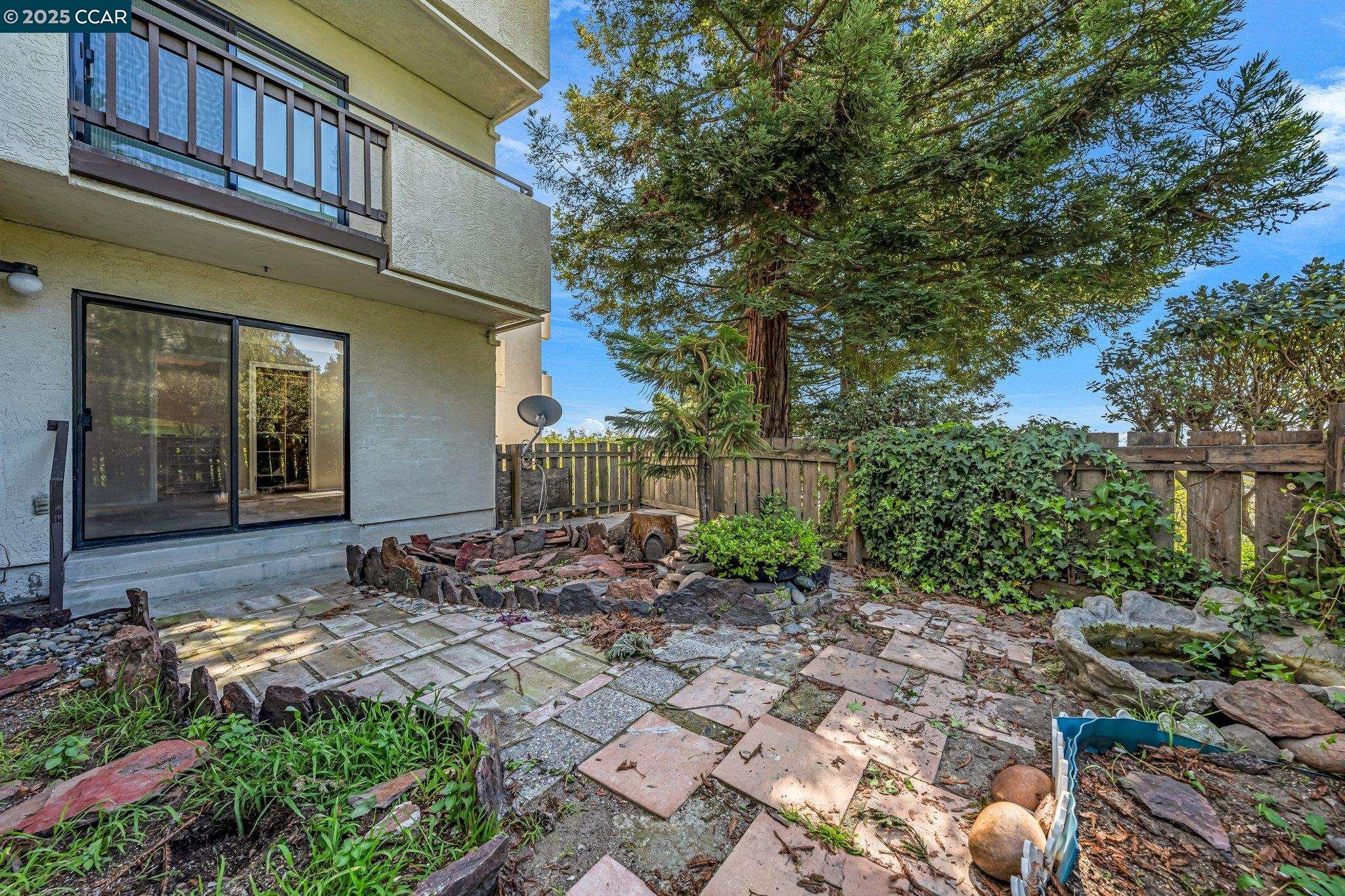 More Details about MLS # 41089303 : 21239 GARY DR # 114