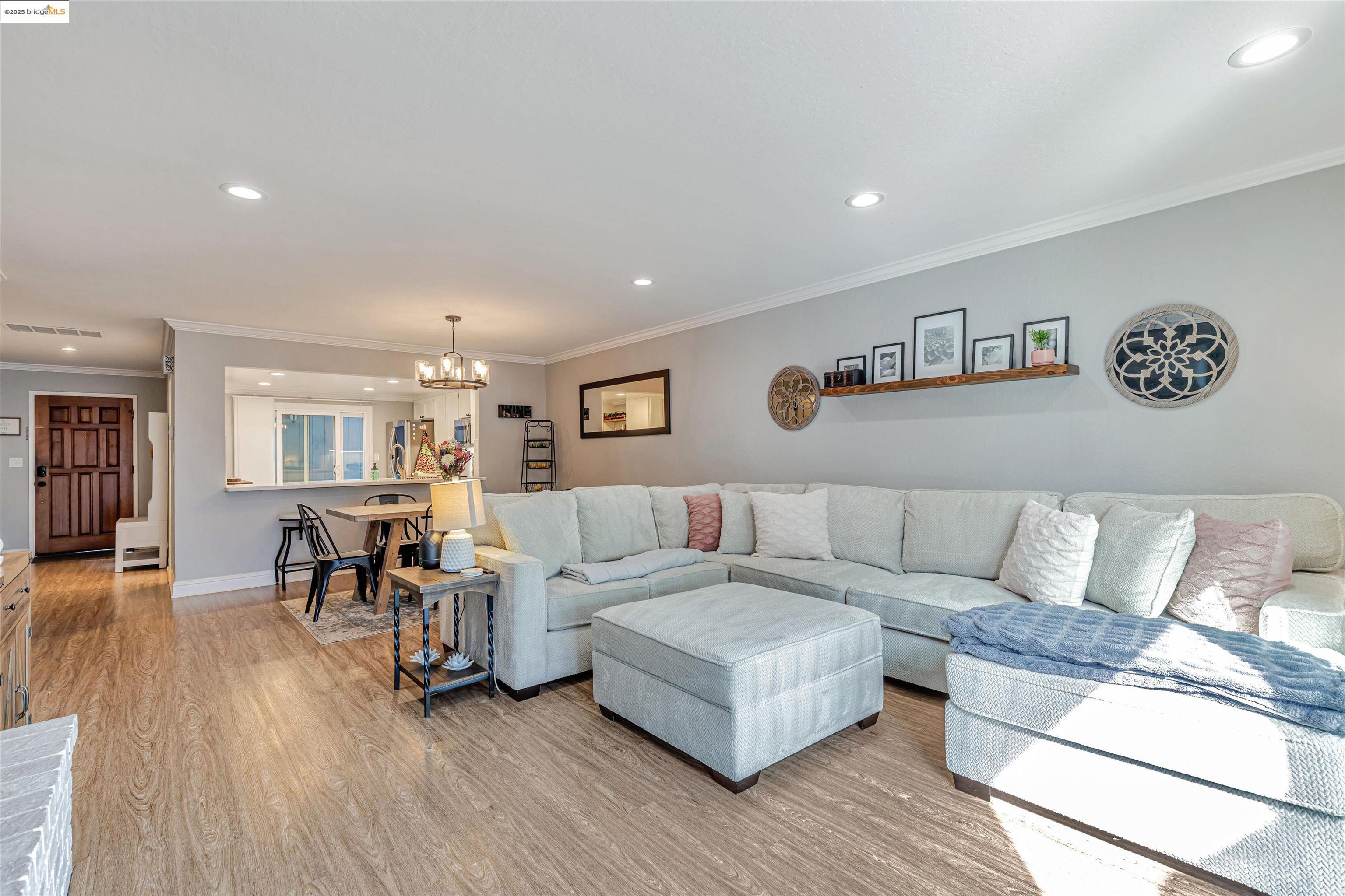 Detail Gallery Image 7 of 38 For 2025 Sand Point Rd, Discovery Bay,  CA 94505 - 2 Beds | 2/1 Baths