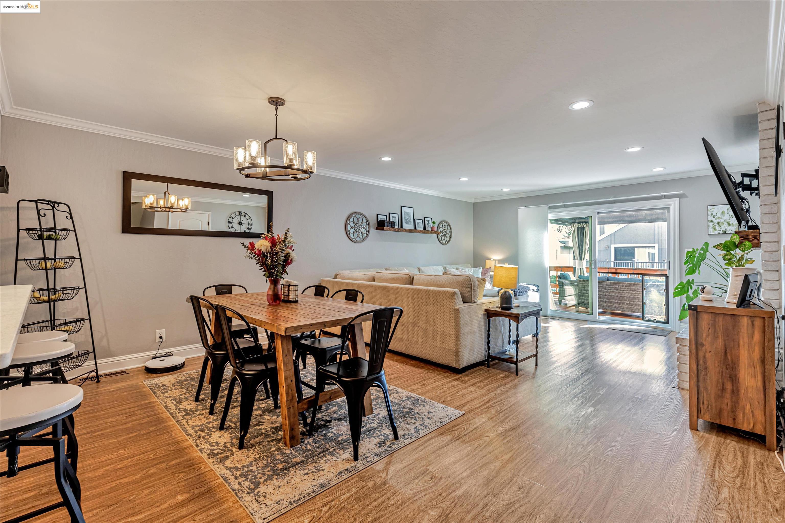Detail Gallery Image 13 of 38 For 2025 Sand Point Rd, Discovery Bay,  CA 94505 - 2 Beds | 2/1 Baths