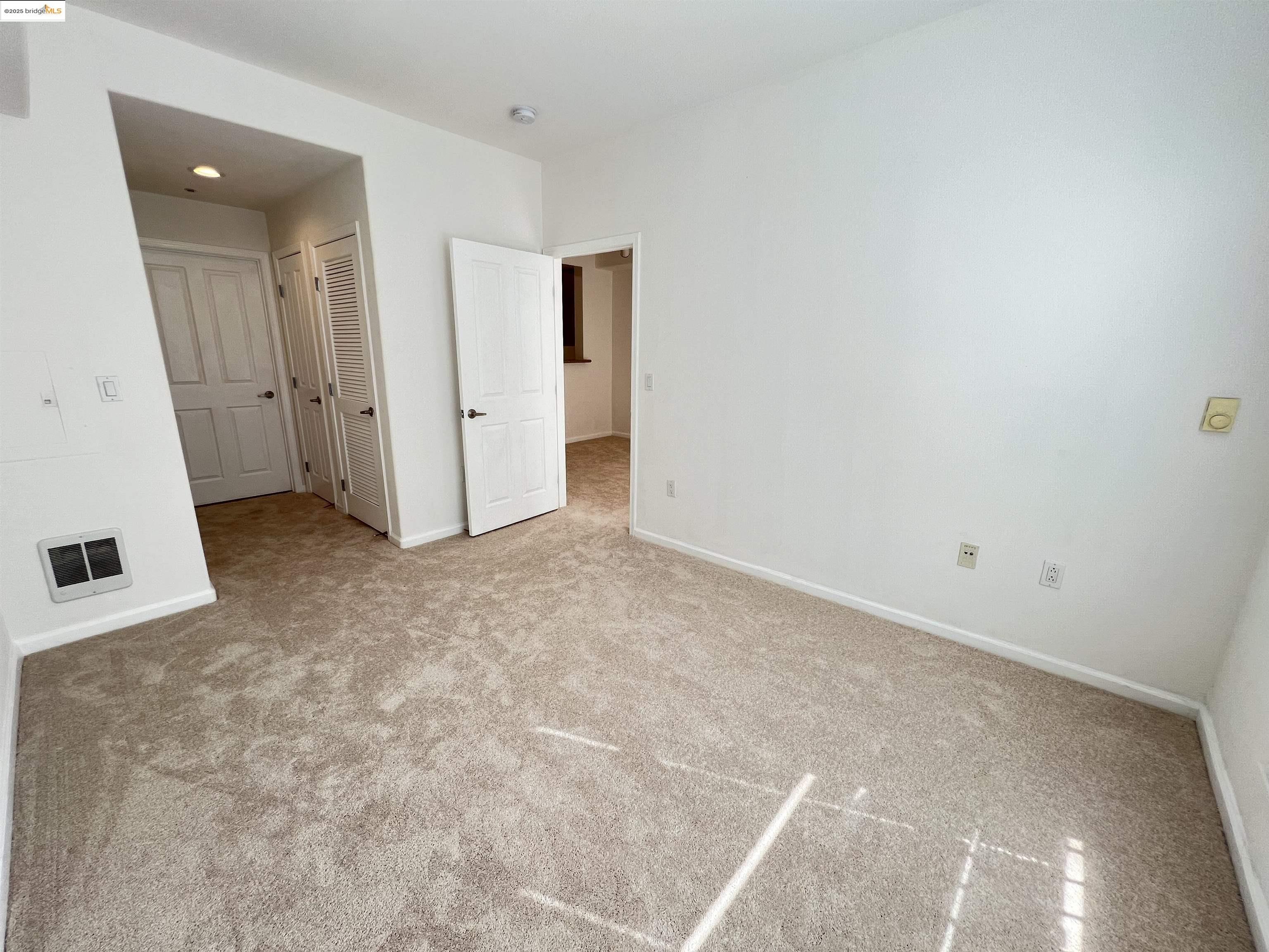 989 Franklin St # 621, Oakland, California 94607, 1 Bedroom Bedrooms, 2 Rooms Rooms,1 BathroomBathrooms,Residential,For Sale,989 Franklin St # 621,41089314