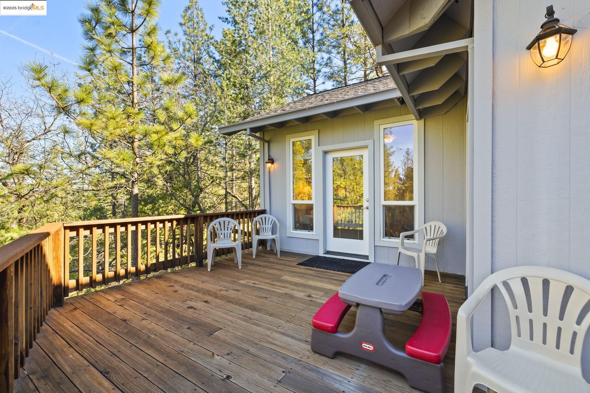 Detail Gallery Image 15 of 58 For 11995 Mcgraw Ct., Groveland,  CA 95321 - 2 Beds | 3 Baths