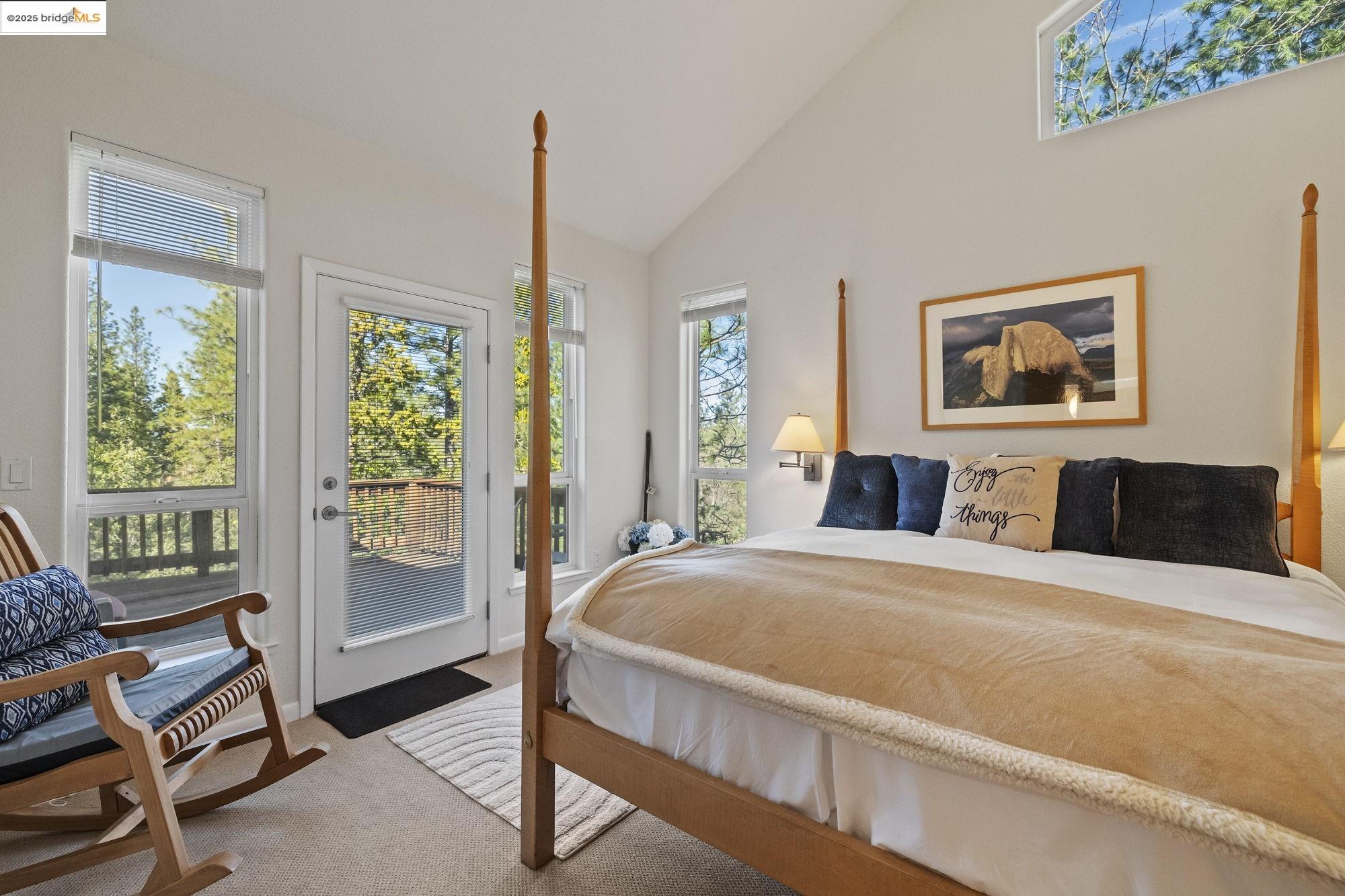 Detail Gallery Image 25 of 58 For 11995 Mcgraw Ct., Groveland,  CA 95321 - 2 Beds | 3 Baths