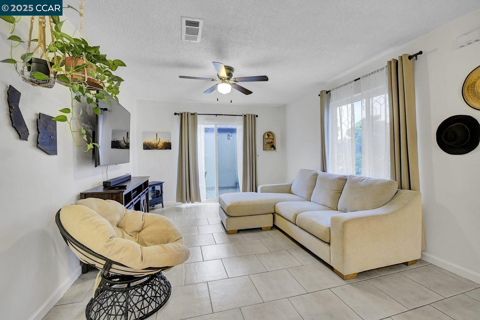 Photo #15: 41089333 Listing: Photo #15