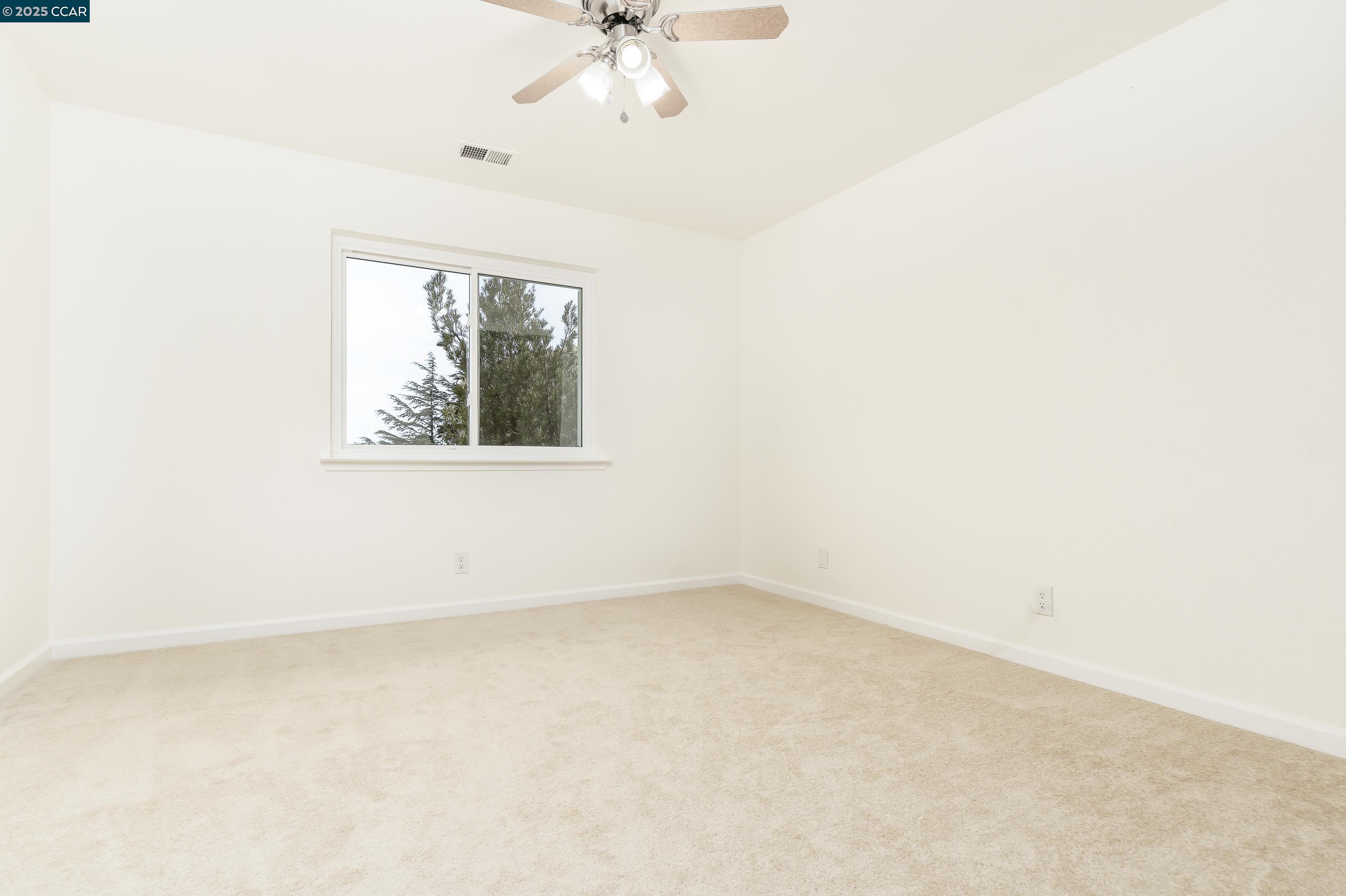 Photo #40: 41089352 Listing: Photo #40