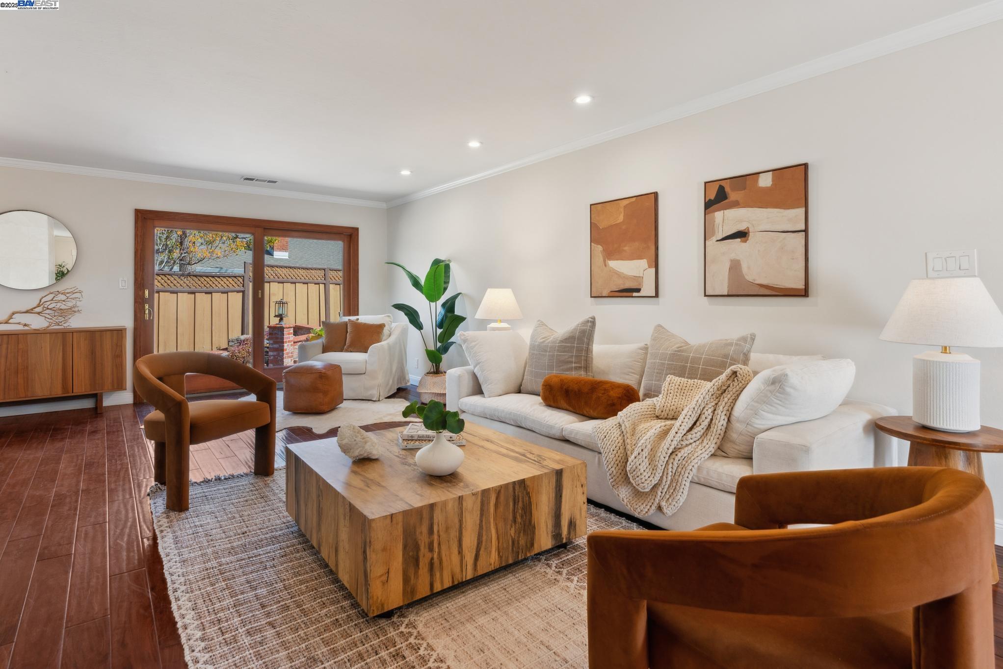 Detail Gallery Image 1 of 1 For 1909 Sandcreek Way, Alameda,  CA 94501 - 3 Beds | 2 Baths