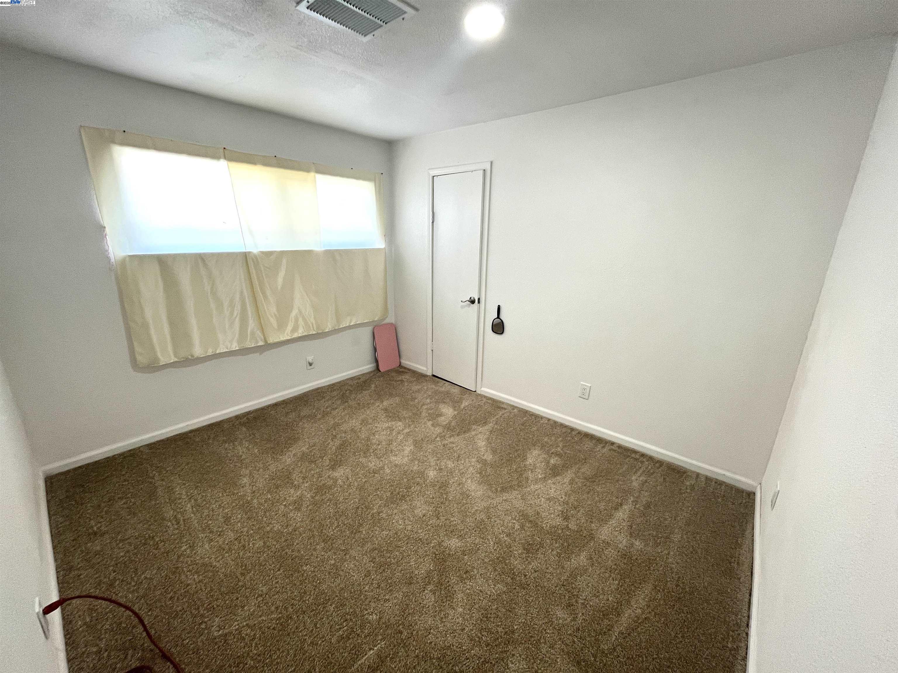 Detail Gallery Image 15 of 29 For 2580 Senter Rd #455,  San Jose,  CA 95111 - 3 Beds | 2 Baths