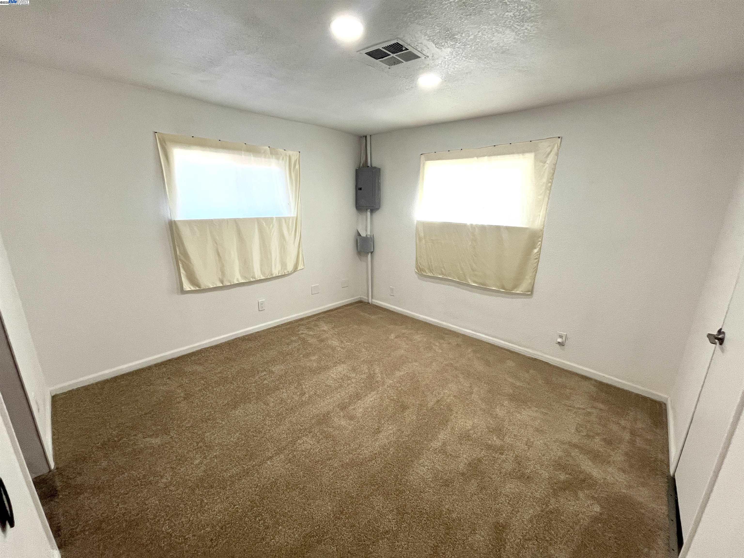 Detail Gallery Image 18 of 29 For 2580 Senter Rd #455,  San Jose,  CA 95111 - 3 Beds | 2 Baths
