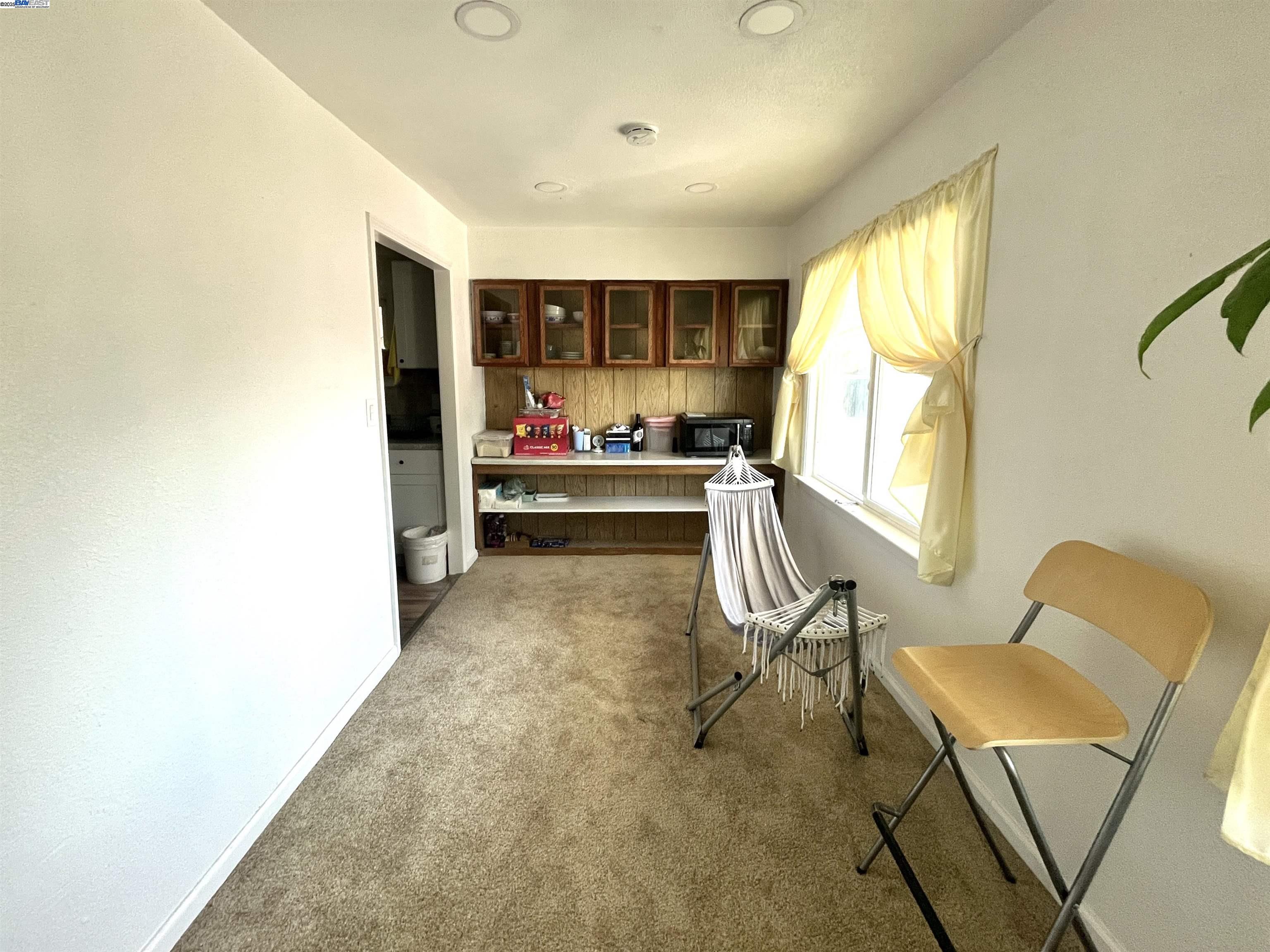 Detail Gallery Image 4 of 29 For 2580 Senter Rd #455,  San Jose,  CA 95111 - 3 Beds | 2 Baths