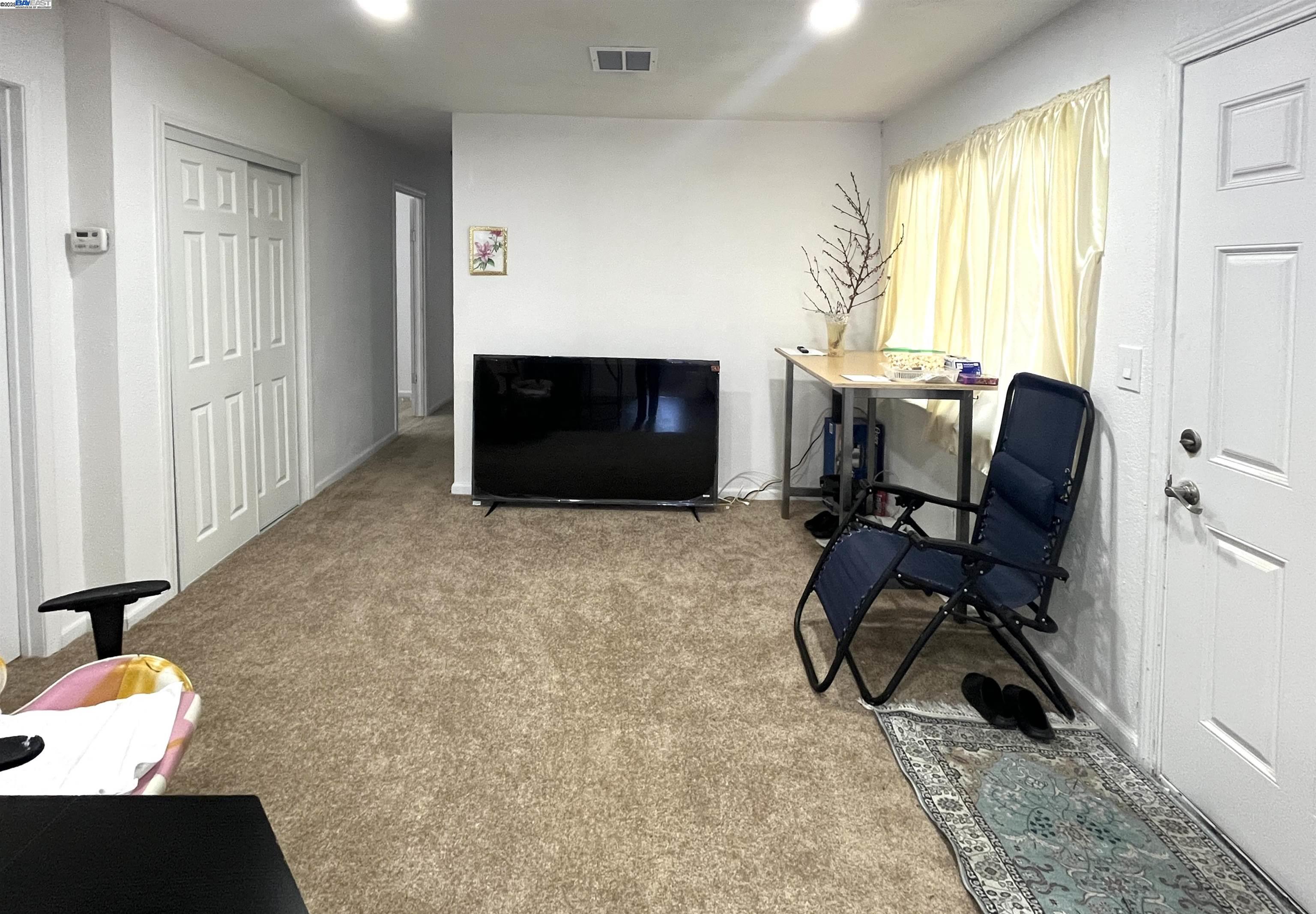 Detail Gallery Image 10 of 29 For 2580 Senter Rd #455,  San Jose,  CA 95111 - 3 Beds | 2 Baths