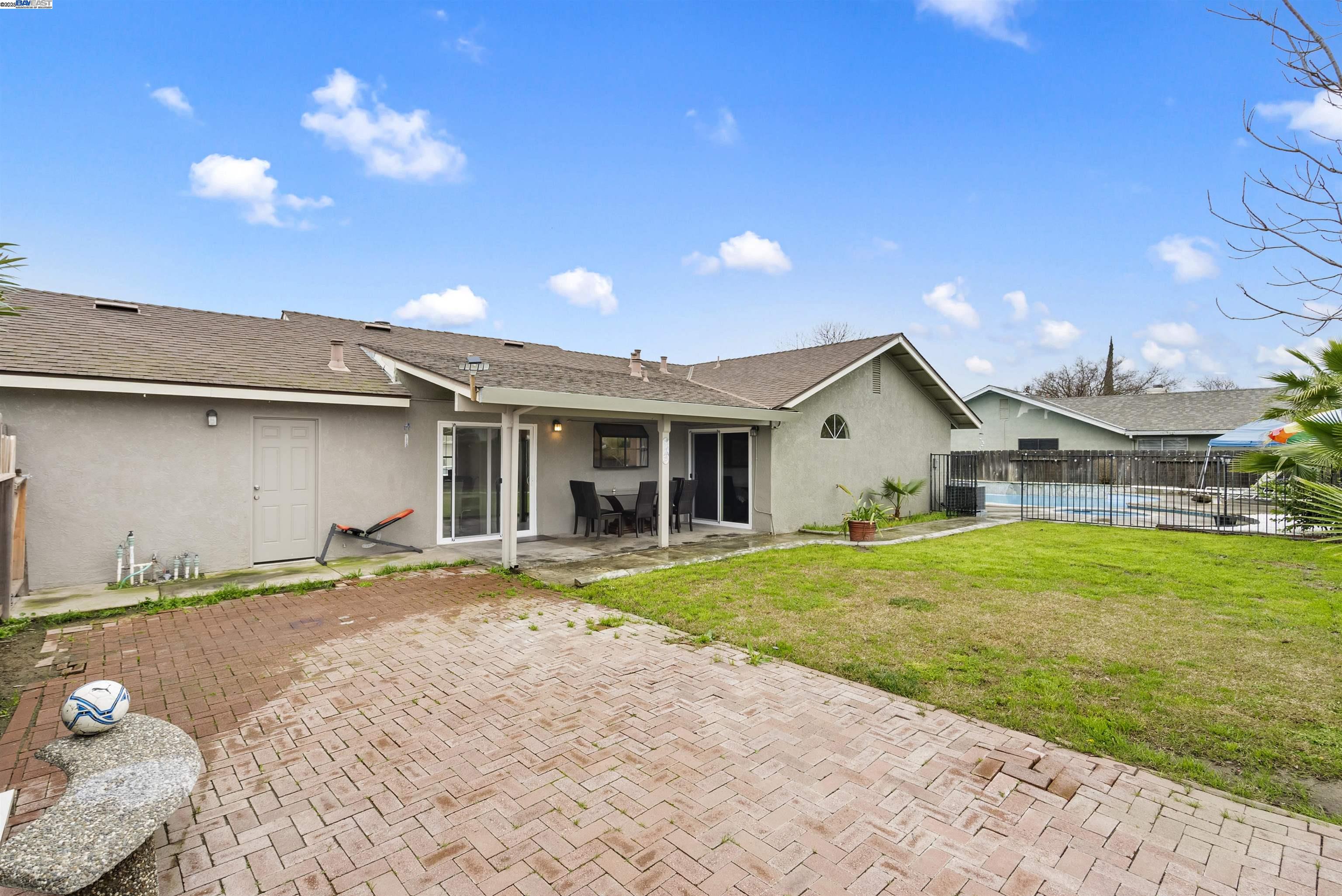 Detail Gallery Image 21 of 30 For 1725 Jenner Circle, Modesto,  CA 95351 - 3 Beds | 2 Baths
