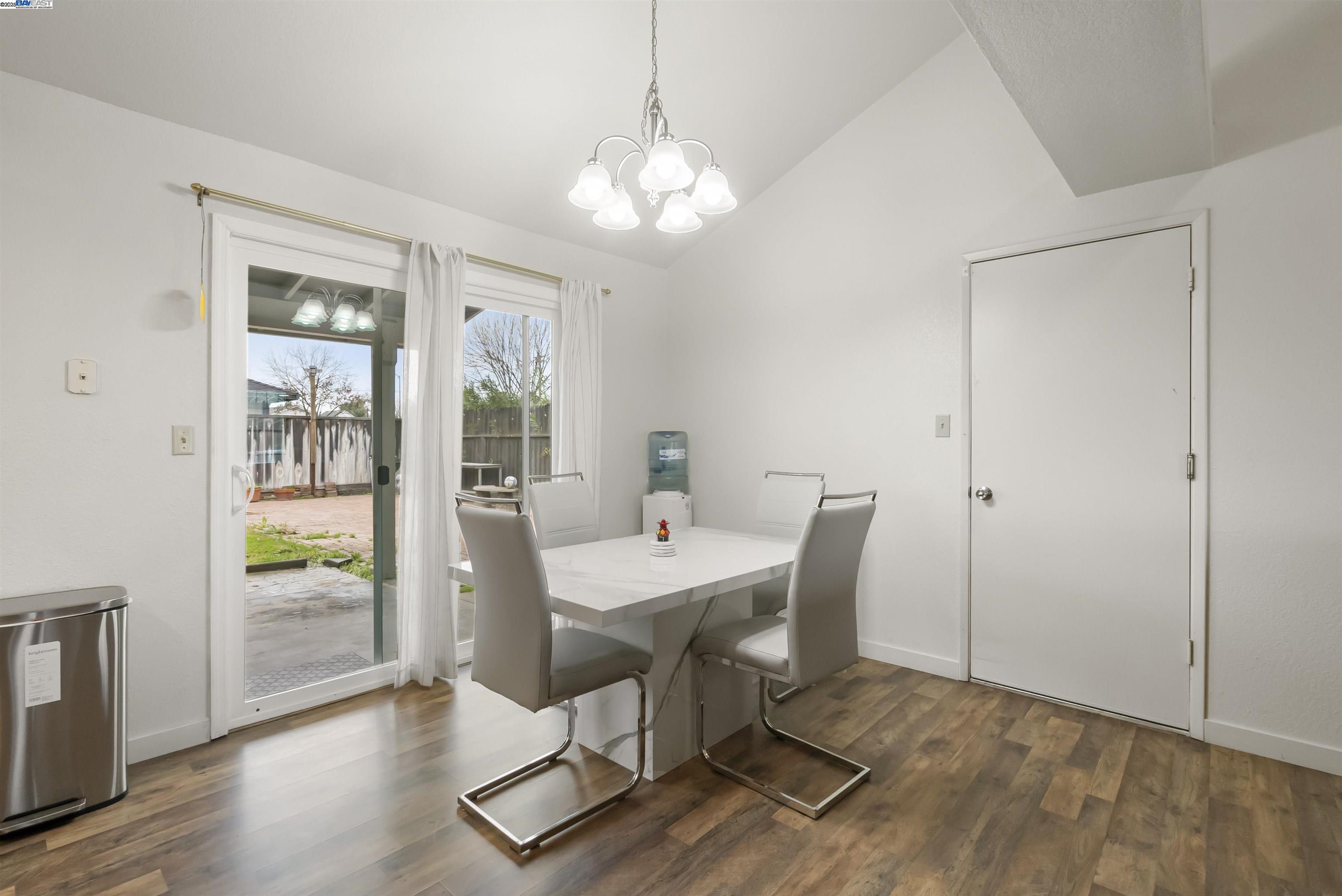 Detail Gallery Image 30 of 30 For 1725 Jenner Circle, Modesto,  CA 95351 - 3 Beds | 2 Baths