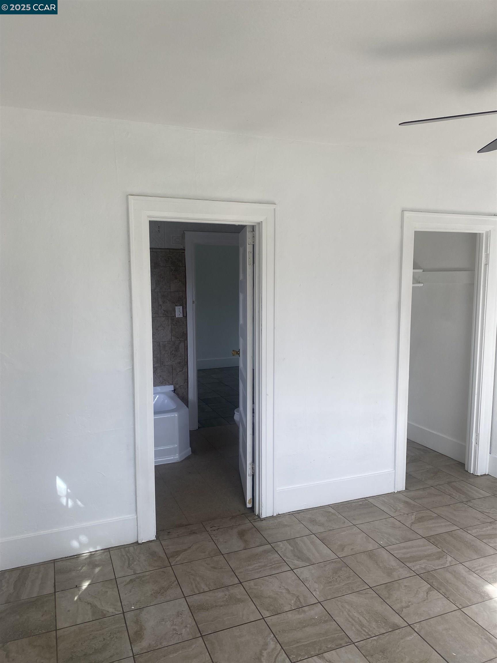 Detail Gallery Image 12 of 15 For 4583 E Tulare, Fresno,  CA 93702 - 2 Beds | 1 Baths