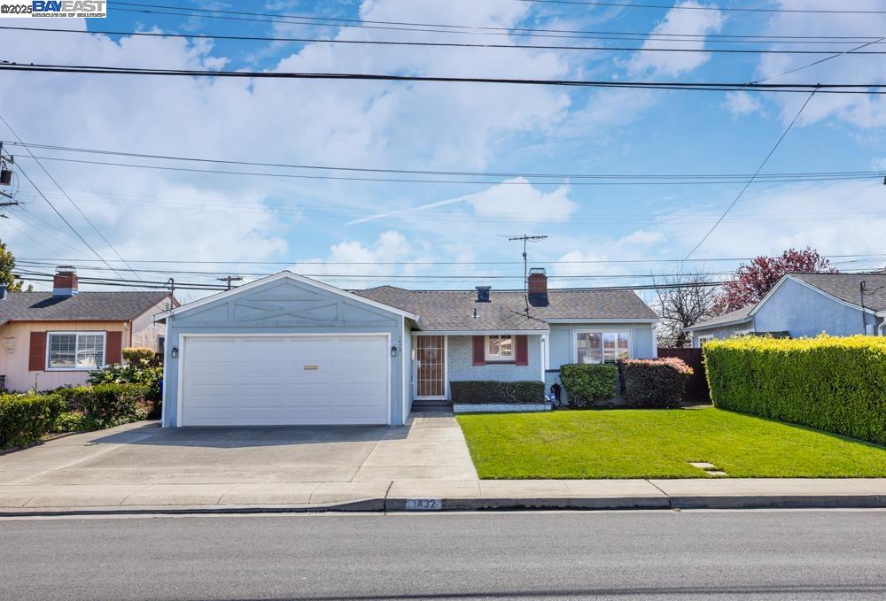 Detail Gallery Image 1 of 1 For 1432 via Barrett, San Lorenzo,  CA 94580 - 3 Beds | 2 Baths