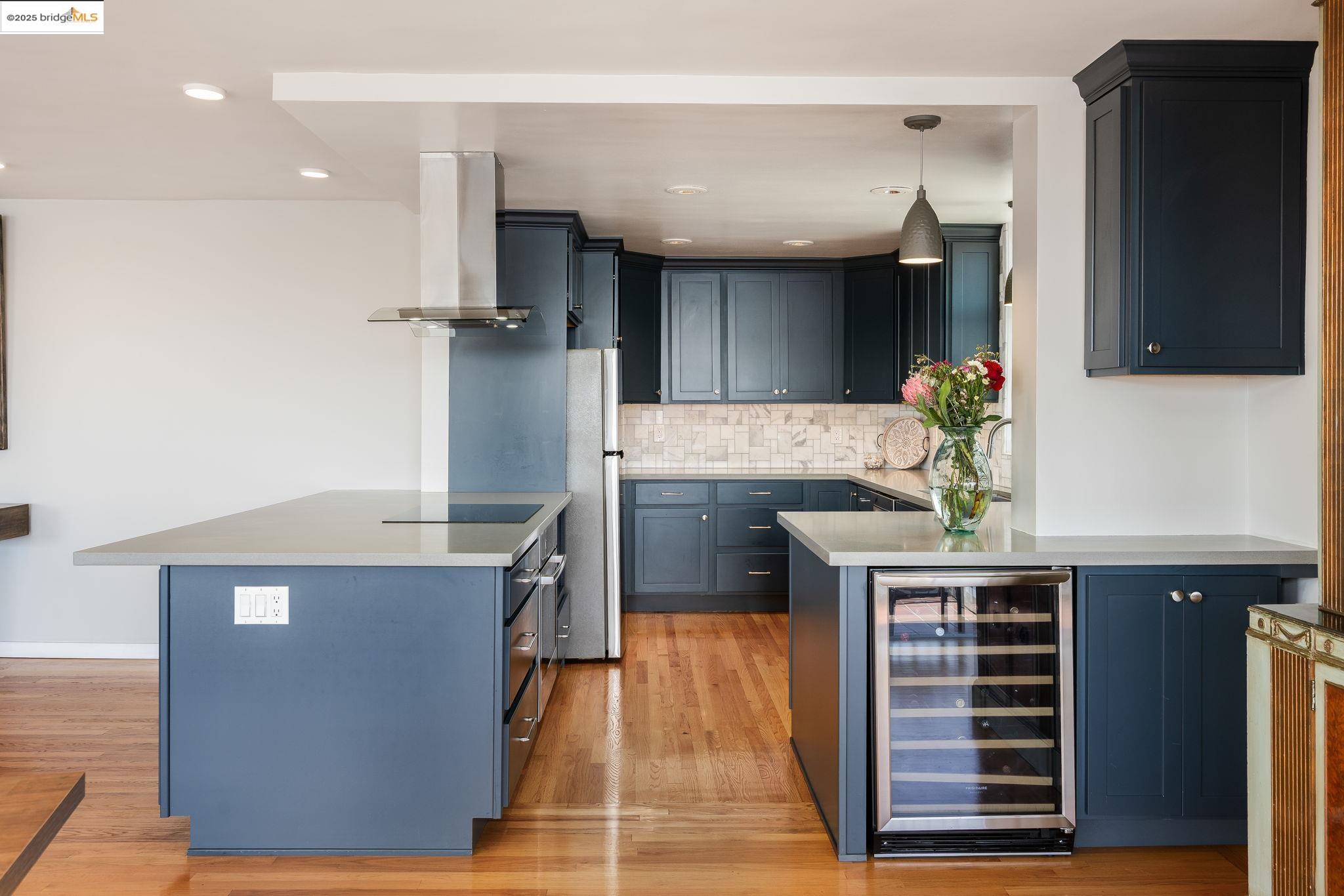 Detail Gallery Image 11 of 43 For 177 19th St 11e,  Oakland,  CA 94612 - 2 Beds | 2 Baths