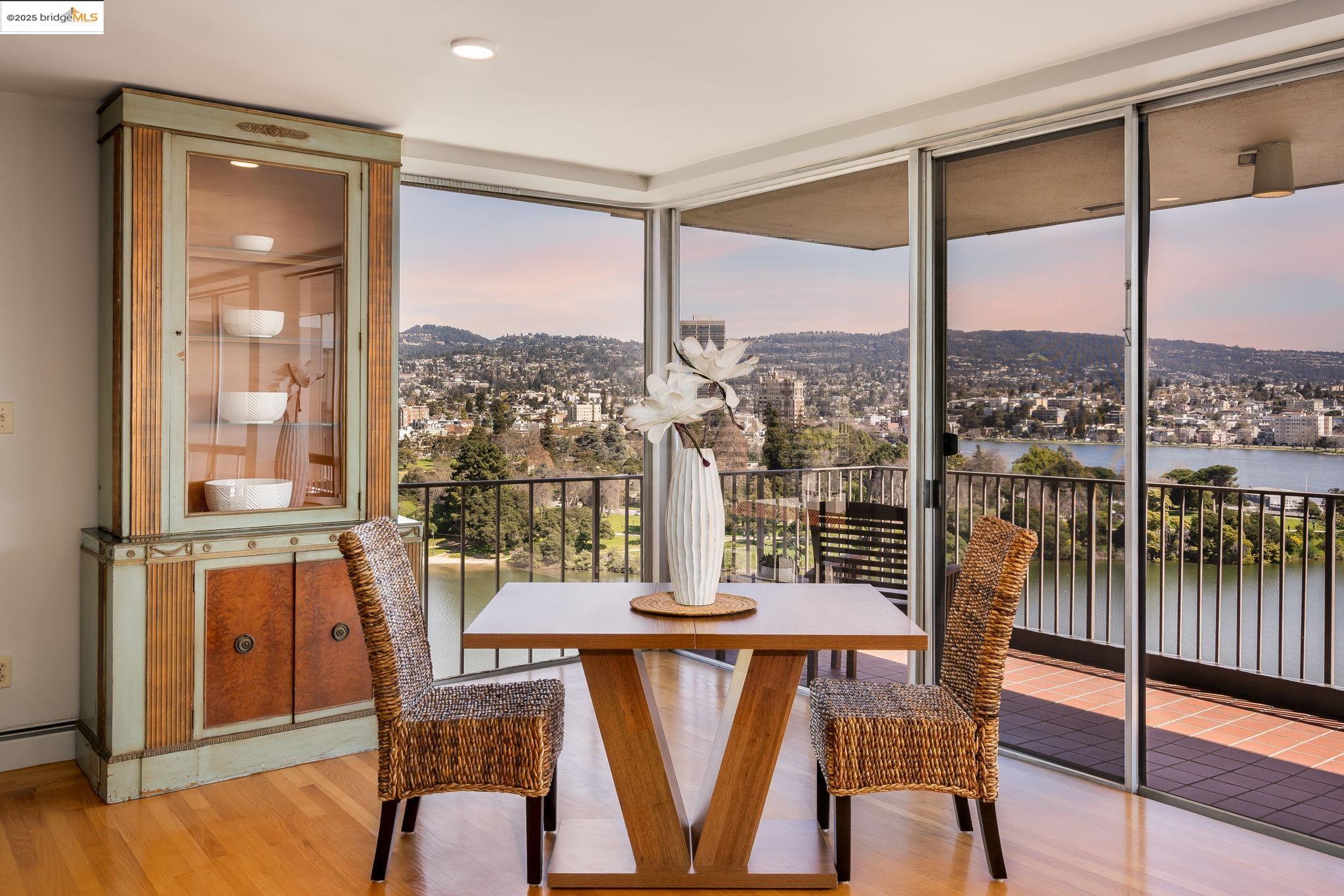 Detail Gallery Image 12 of 43 For 177 19th St 11e,  Oakland,  CA 94612 - 2 Beds | 2 Baths