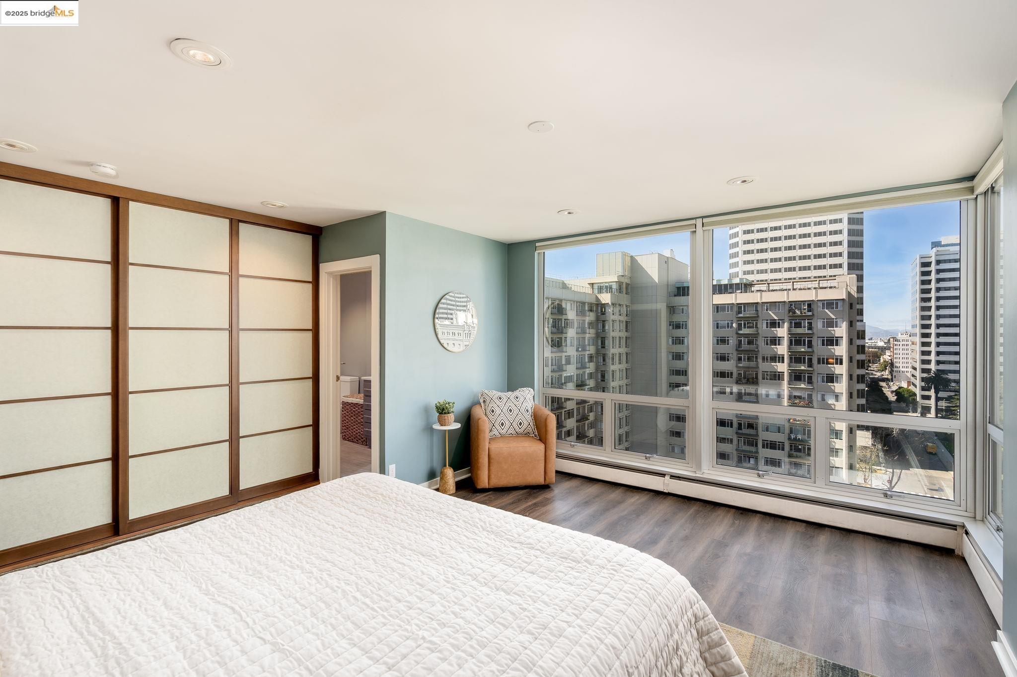 Detail Gallery Image 24 of 43 For 177 19th St 11e,  Oakland,  CA 94612 - 2 Beds | 2 Baths