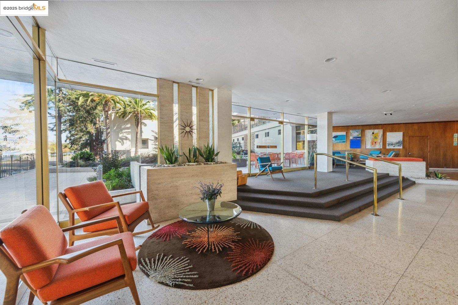Detail Gallery Image 38 of 43 For 177 19th St 11e,  Oakland,  CA 94612 - 2 Beds | 2 Baths
