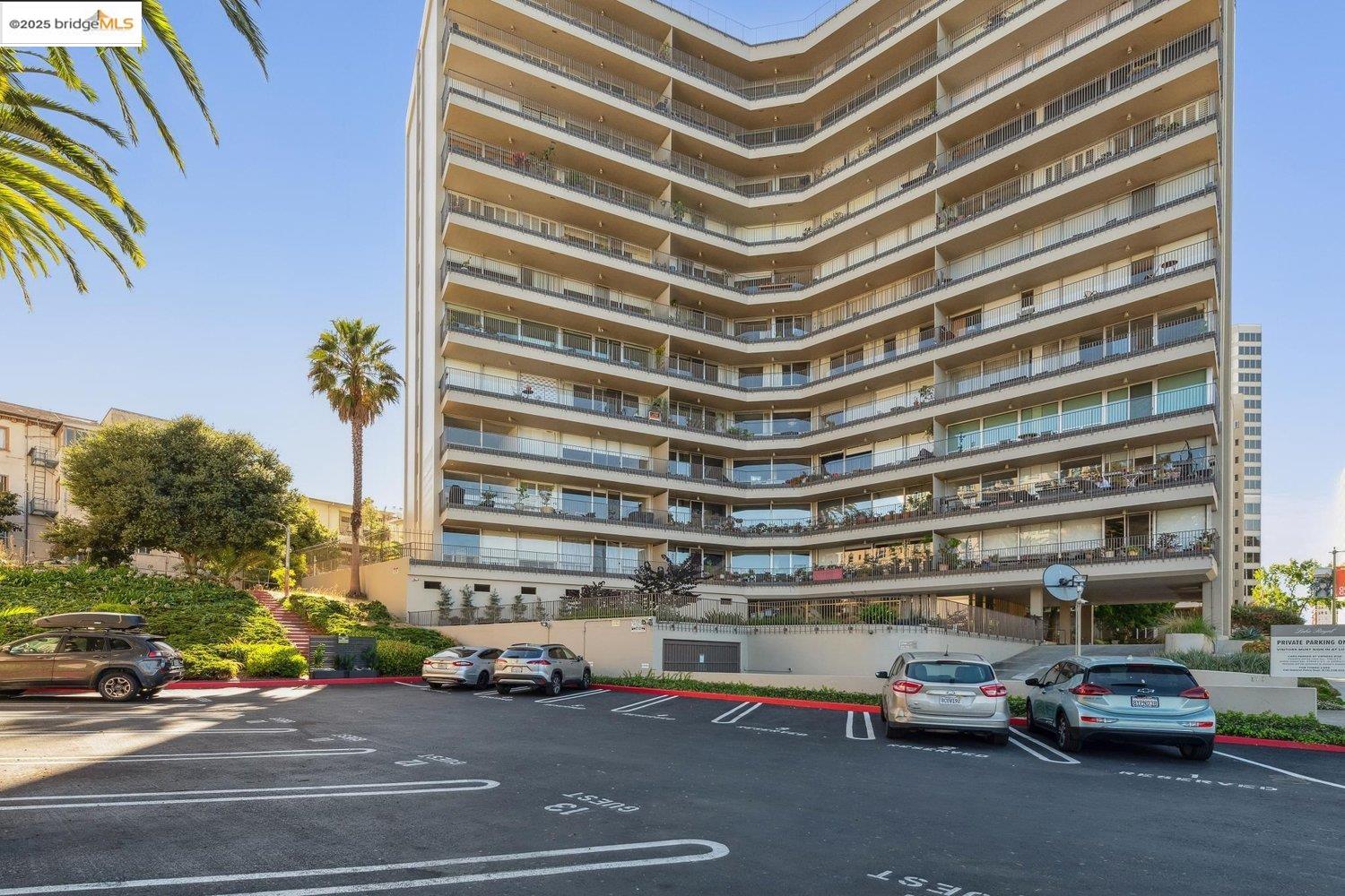 Detail Gallery Image 43 of 43 For 177 19th St 11e,  Oakland,  CA 94612 - 2 Beds | 2 Baths