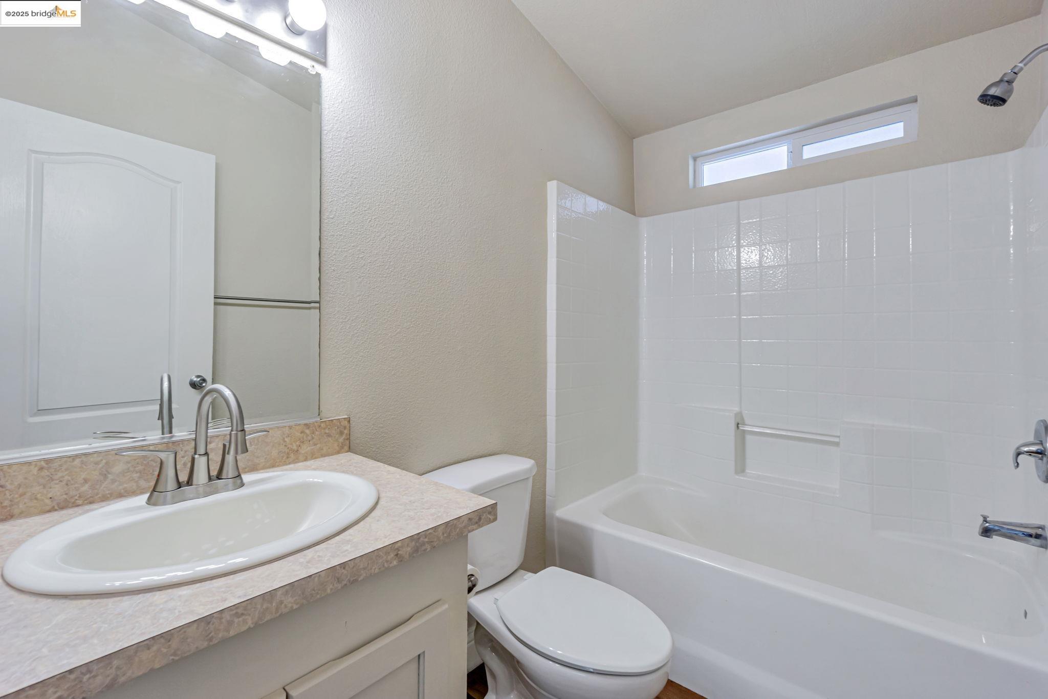 Detail Gallery Image 24 of 41 For 16711 Marsh Creek Rd #126,  Clayton,  CA 94517 - 3 Beds | 2 Baths