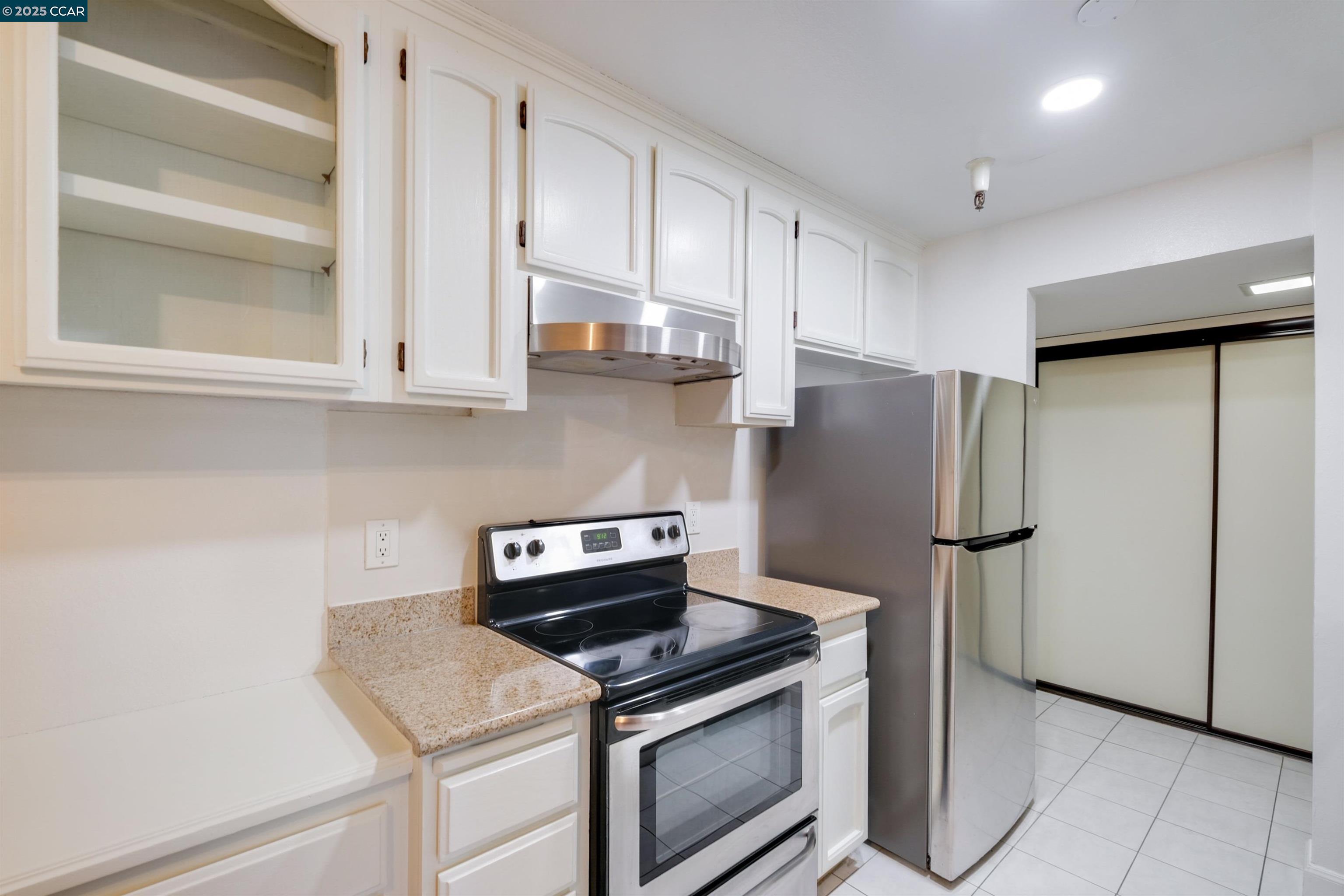 Photo #11: 41089425 Listing: Photo #11