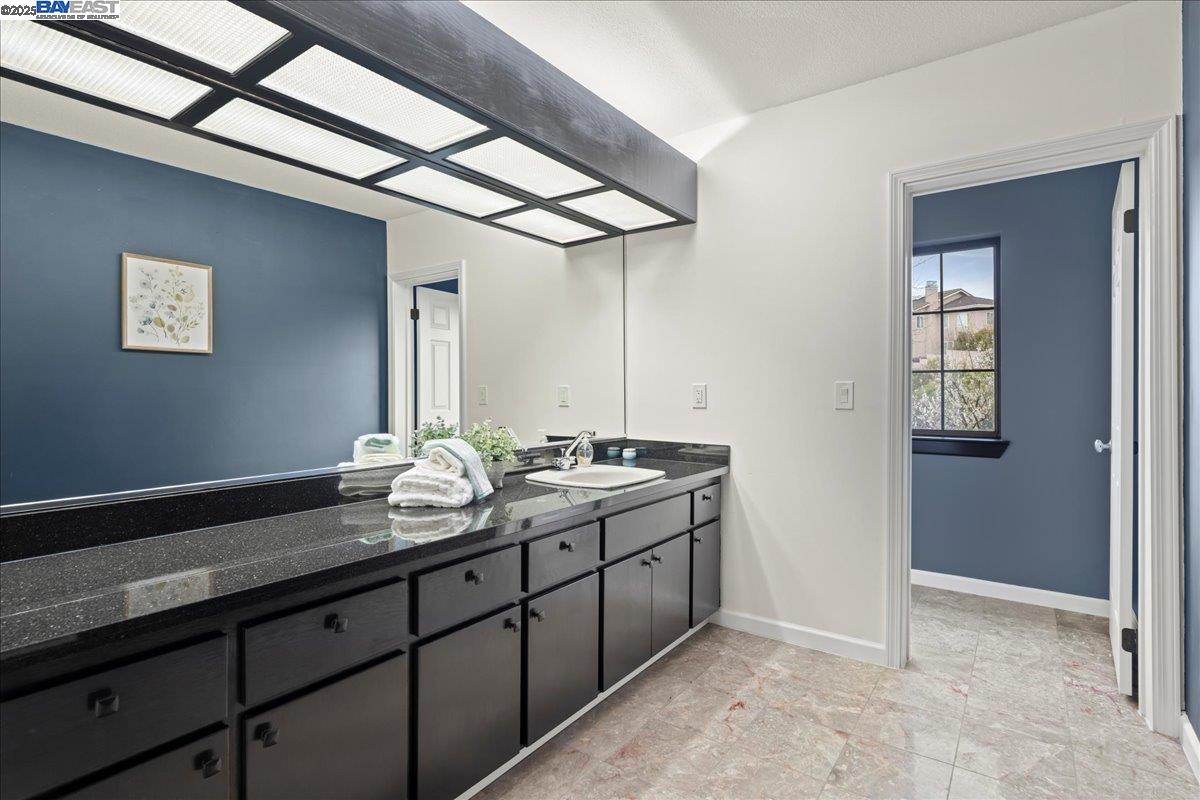 13331 Campus Dr, Oakland, California 94619, 5 Bedrooms Bedrooms, 10 Rooms Rooms,4 BathroomsBathrooms,Residential,For Sale,13331 Campus Dr,41089432
