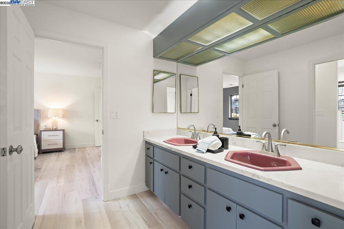 13331 Campus Dr, Oakland, California 94619, 5 Bedrooms Bedrooms, 10 Rooms Rooms,4 BathroomsBathrooms,Residential,For Sale,13331 Campus Dr,41089432