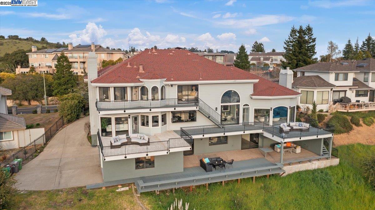 13331 Campus Dr, Oakland, California 94619, 5 Bedrooms Bedrooms, 10 Rooms Rooms,4 BathroomsBathrooms,Residential,For Sale,13331 Campus Dr,41089432