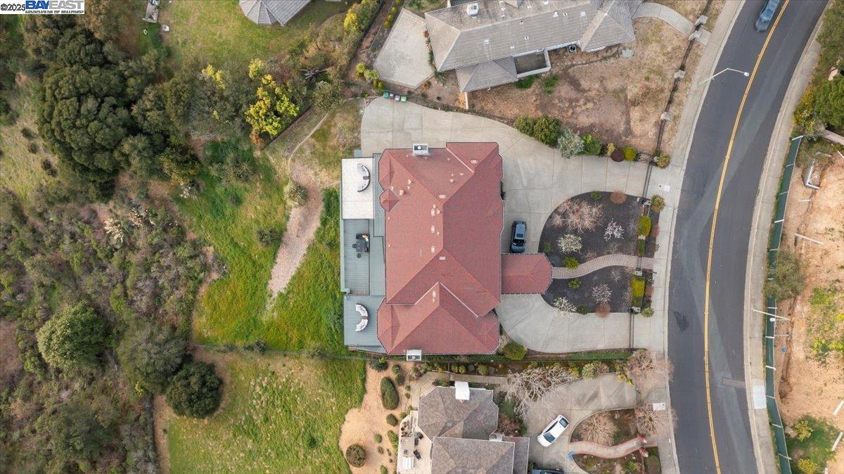 13331 Campus Dr, Oakland, California 94619, 5 Bedrooms Bedrooms, 10 Rooms Rooms,4 BathroomsBathrooms,Residential,For Sale,13331 Campus Dr,41089432
