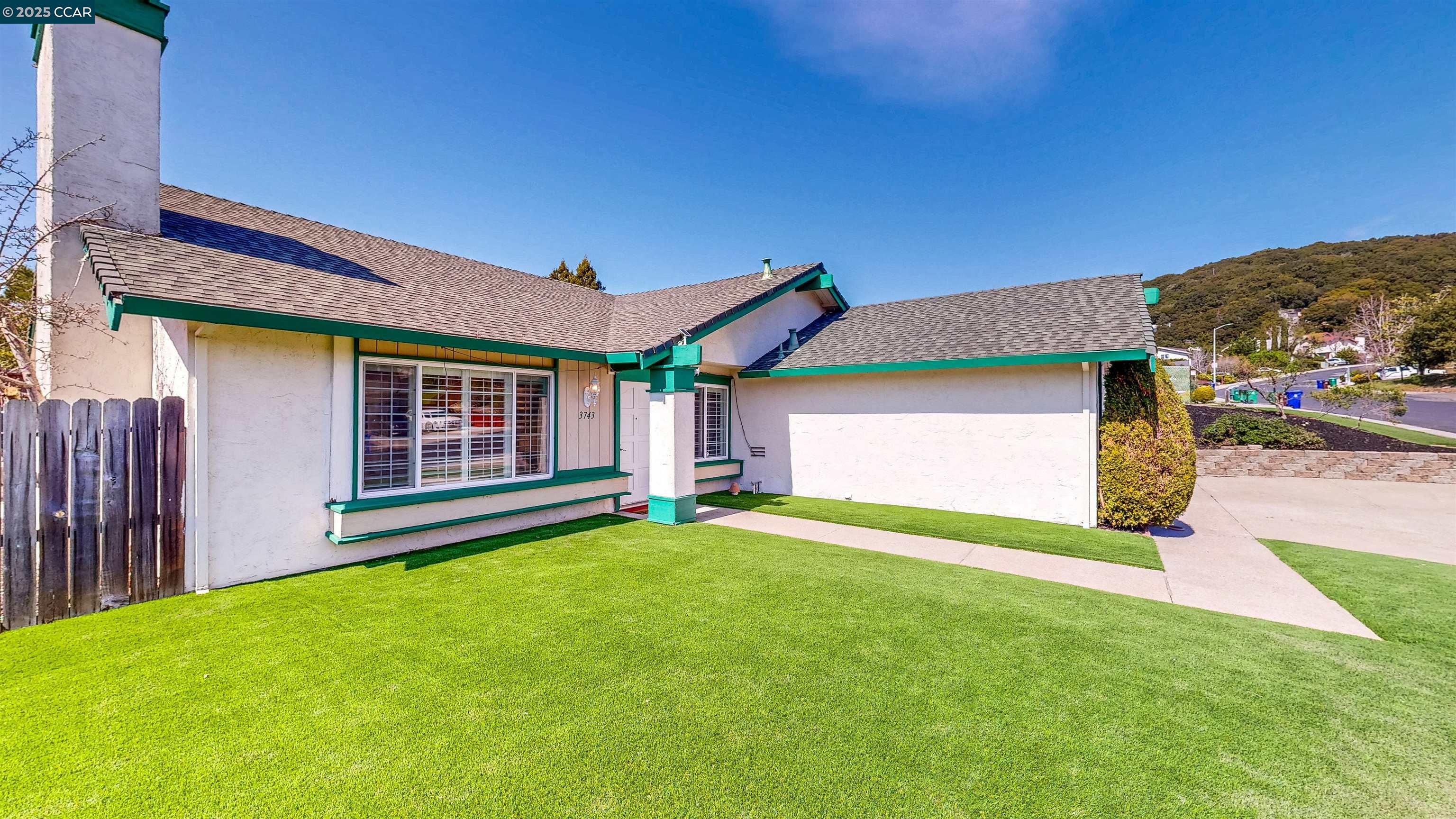 Detail Gallery Image 5 of 60 For 3743 Painted Pony Rd, Richmond,  CA 94803 - 4 Beds | 2 Baths