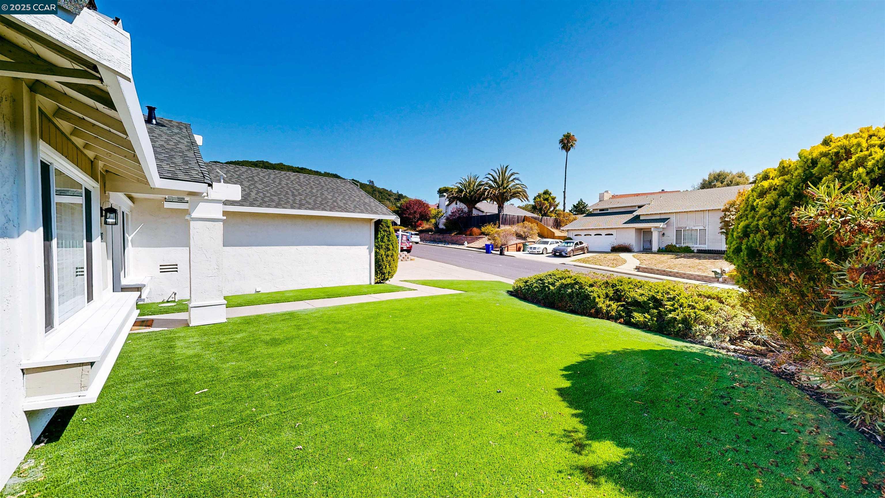 Detail Gallery Image 8 of 60 For 3743 Painted Pony Rd, Richmond,  CA 94803 - 4 Beds | 2 Baths