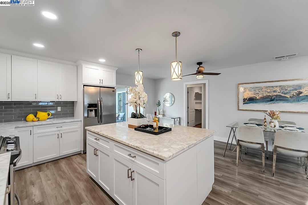 Detail Gallery Image 13 of 32 For 338 Orchard Ave, Sunnyvale,  CA 94085 - 3 Beds | 2 Baths