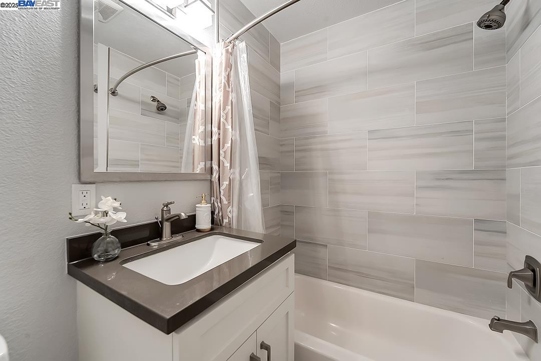 Detail Gallery Image 16 of 32 For 338 Orchard Ave, Sunnyvale,  CA 94085 - 3 Beds | 2 Baths