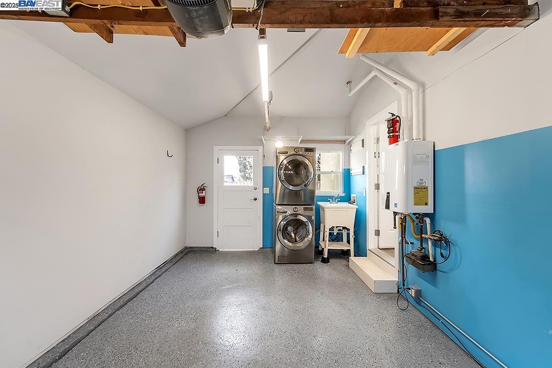 Detail Gallery Image 25 of 32 For 338 Orchard Ave, Sunnyvale,  CA 94085 - 3 Beds | 2 Baths