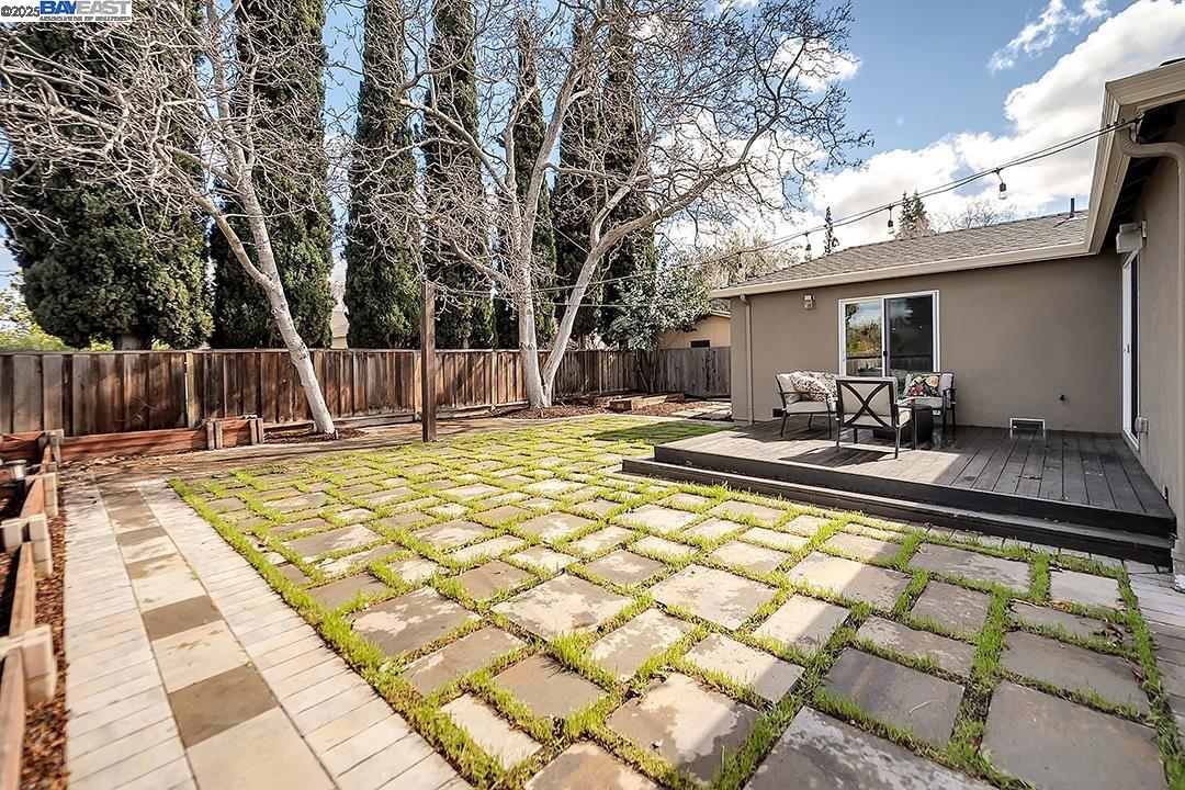 Detail Gallery Image 29 of 32 For 338 Orchard Ave, Sunnyvale,  CA 94085 - 3 Beds | 2 Baths