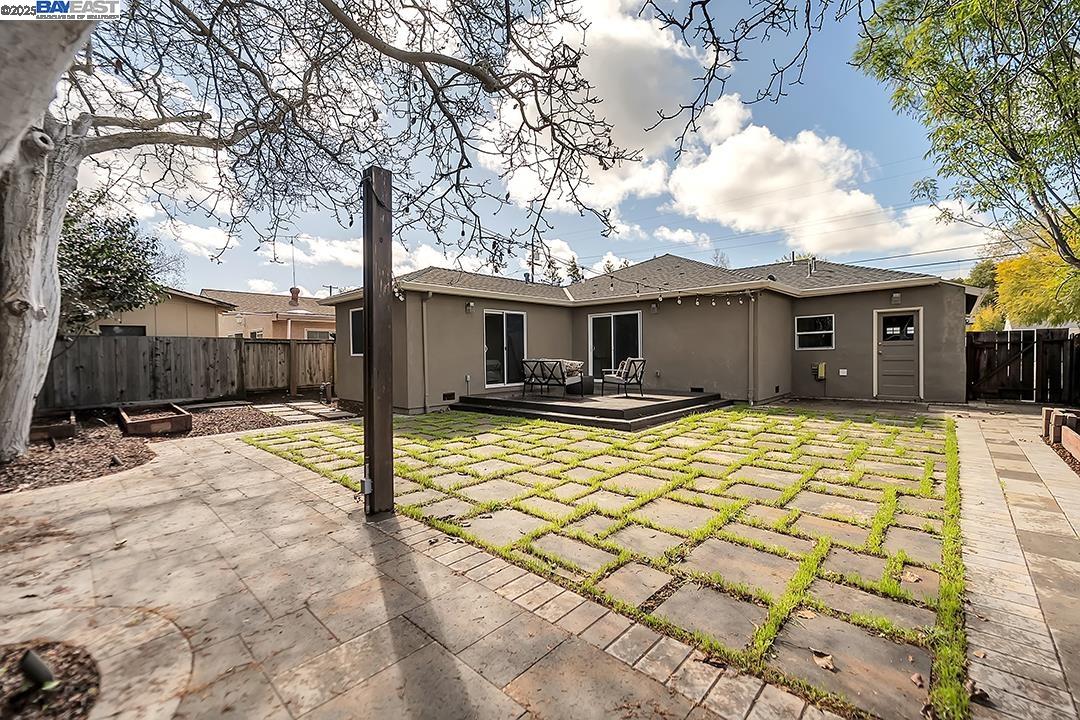 Detail Gallery Image 30 of 32 For 338 Orchard Ave, Sunnyvale,  CA 94085 - 3 Beds | 2 Baths