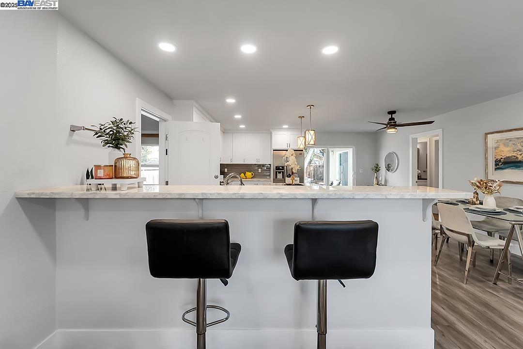 Detail Gallery Image 8 of 32 For 338 Orchard Ave, Sunnyvale,  CA 94085 - 3 Beds | 2 Baths