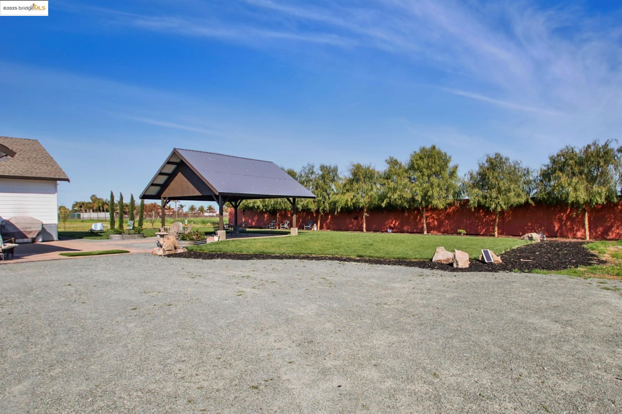 Detail Gallery Image 16 of 60 For 2200 Delta Road, Knightsen,  CA 94548 - 3 Beds | 3/1 Baths