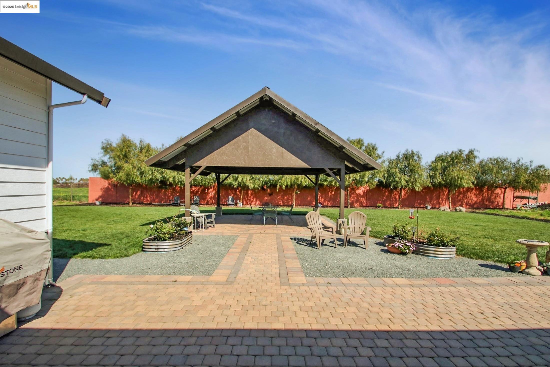 Detail Gallery Image 17 of 60 For 2200 Delta Road, Knightsen,  CA 94548 - 3 Beds | 3/1 Baths