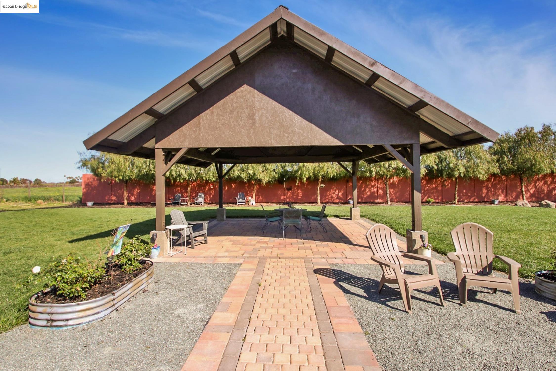 Detail Gallery Image 18 of 60 For 2200 Delta Road, Knightsen,  CA 94548 - 3 Beds | 3/1 Baths