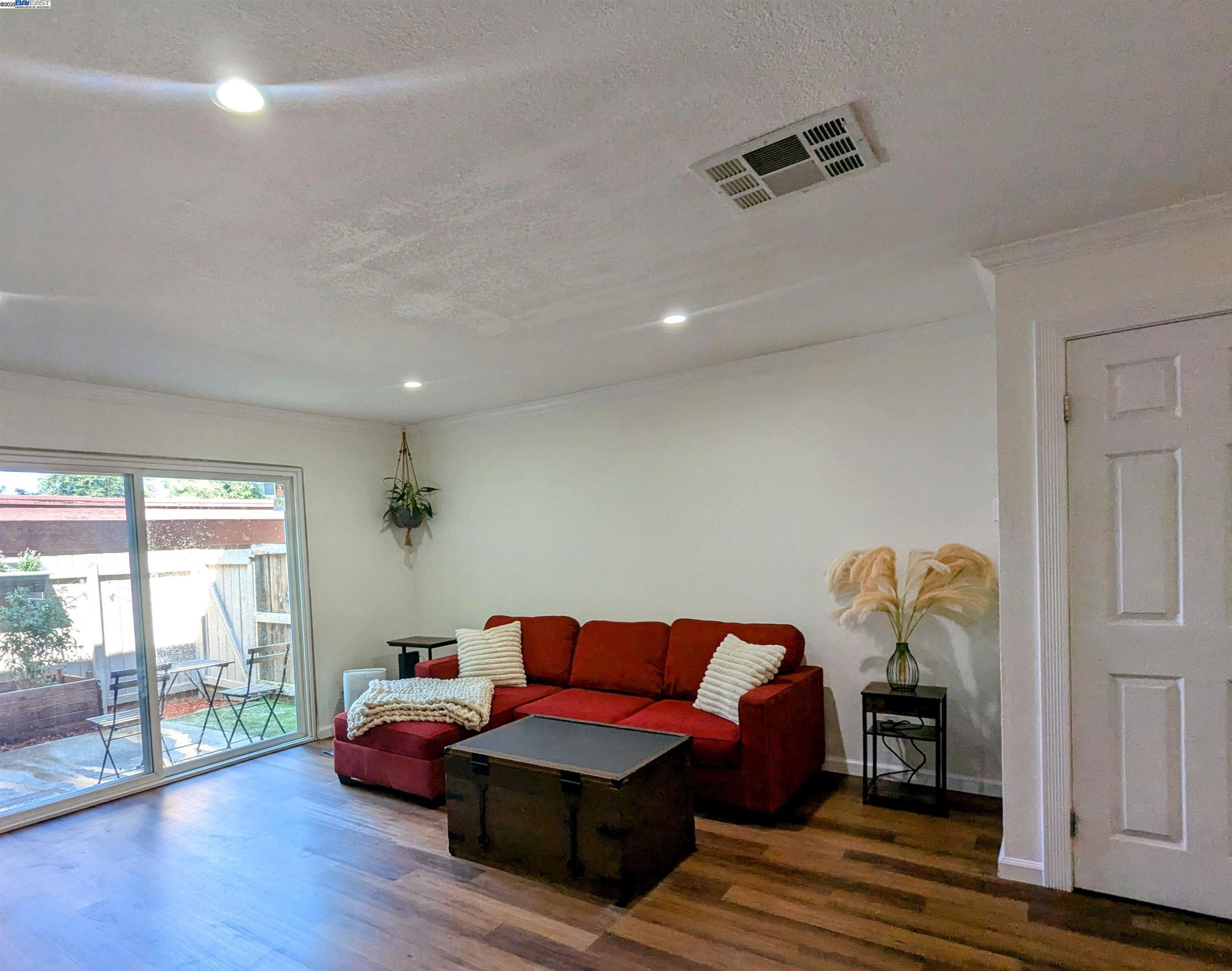 Photo #3: 41089457 Listing 