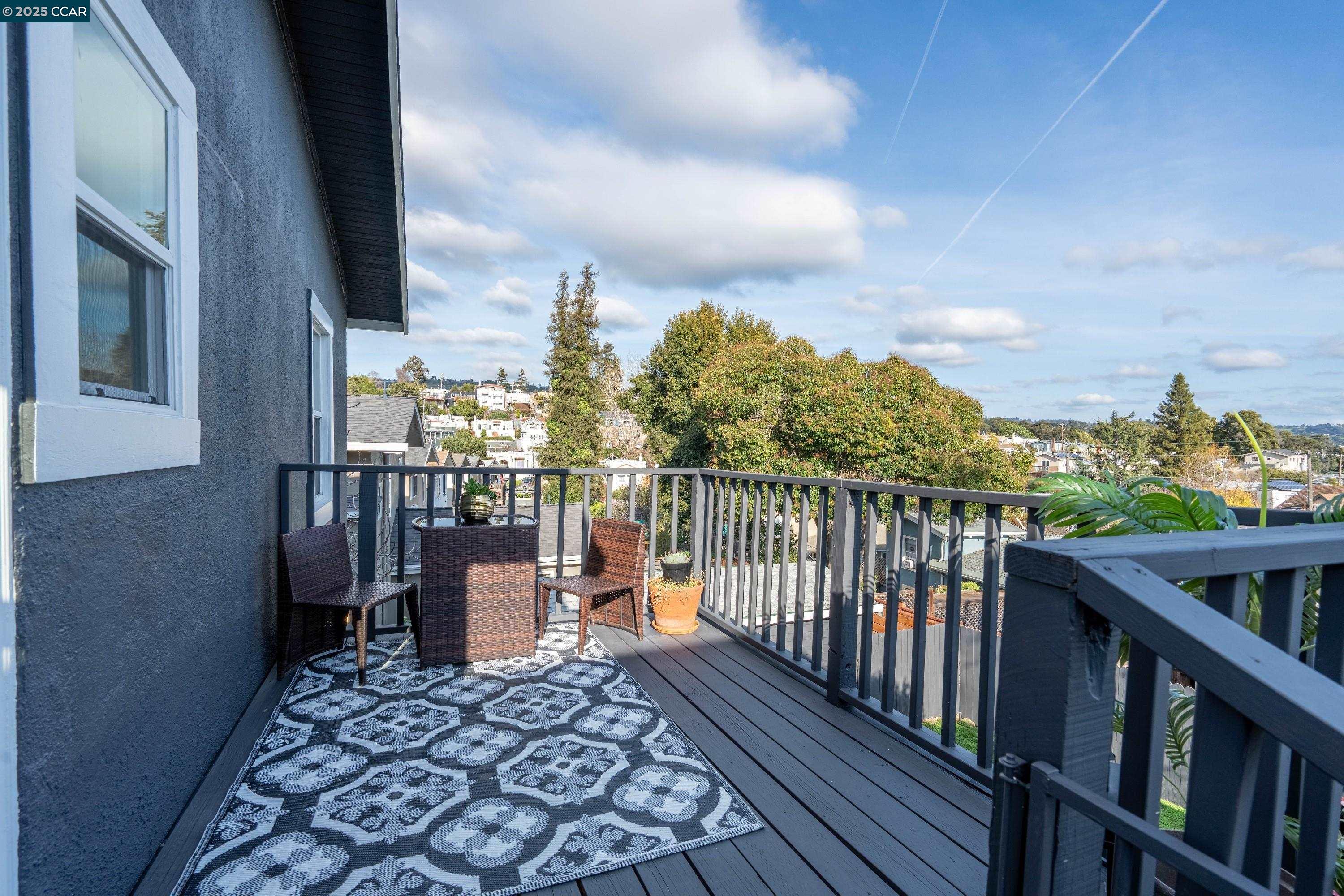 property-img