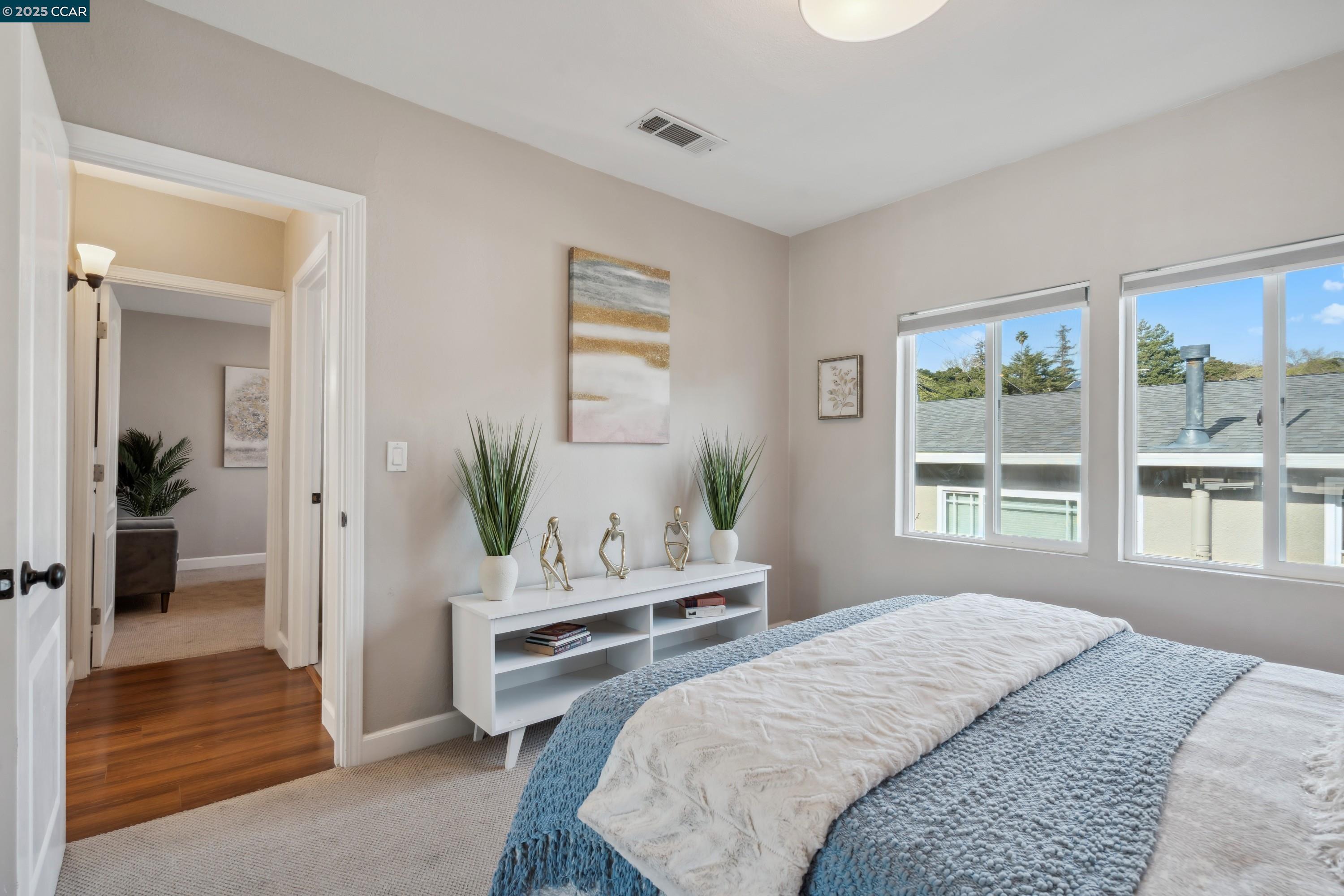 property-img