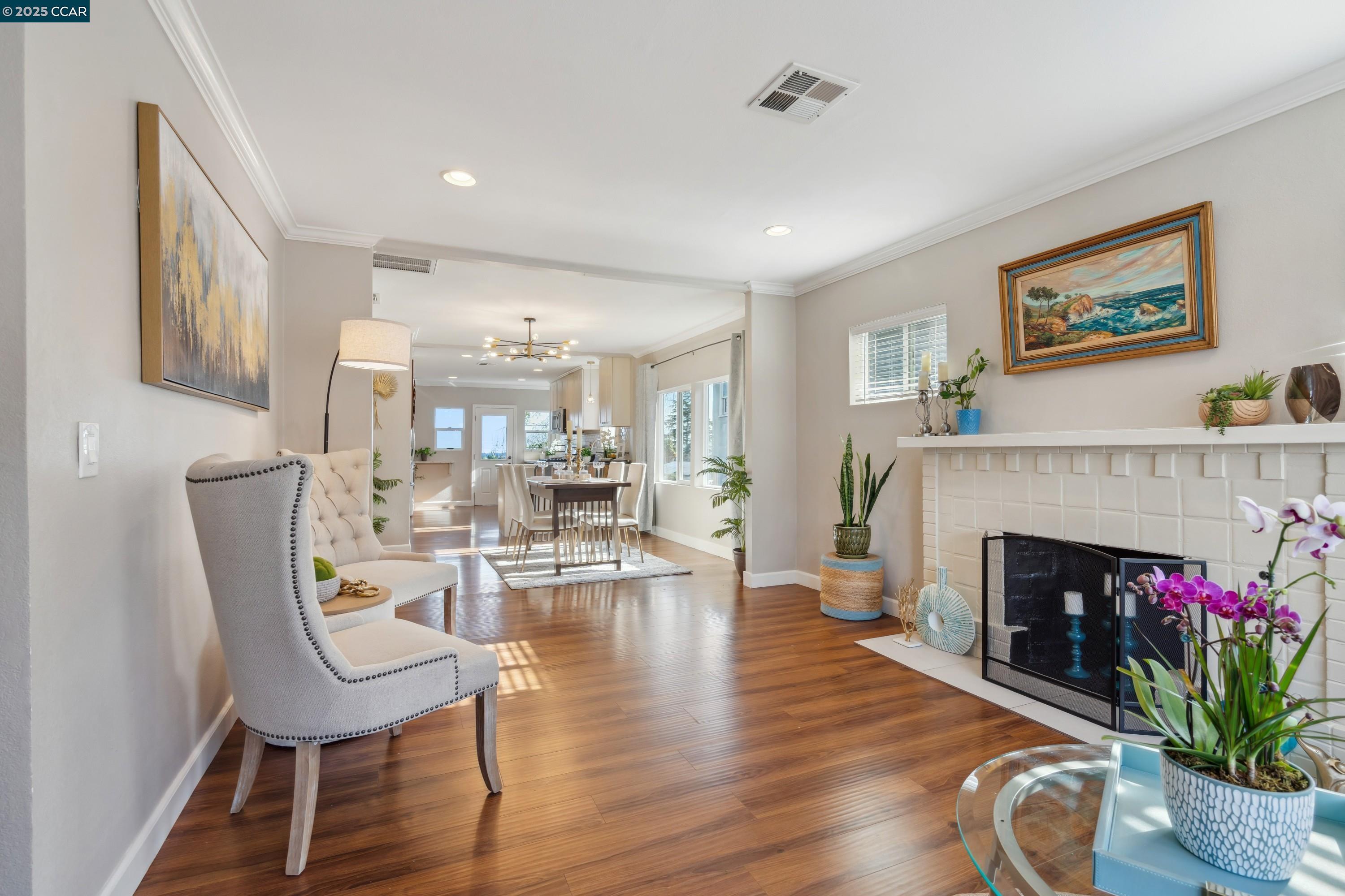 property-img