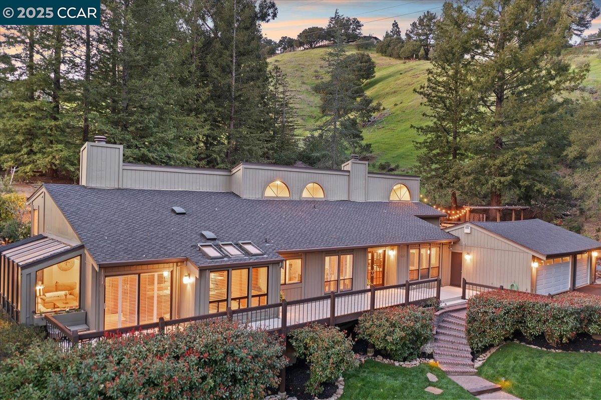 Front Image Thumbnail for CC41089473