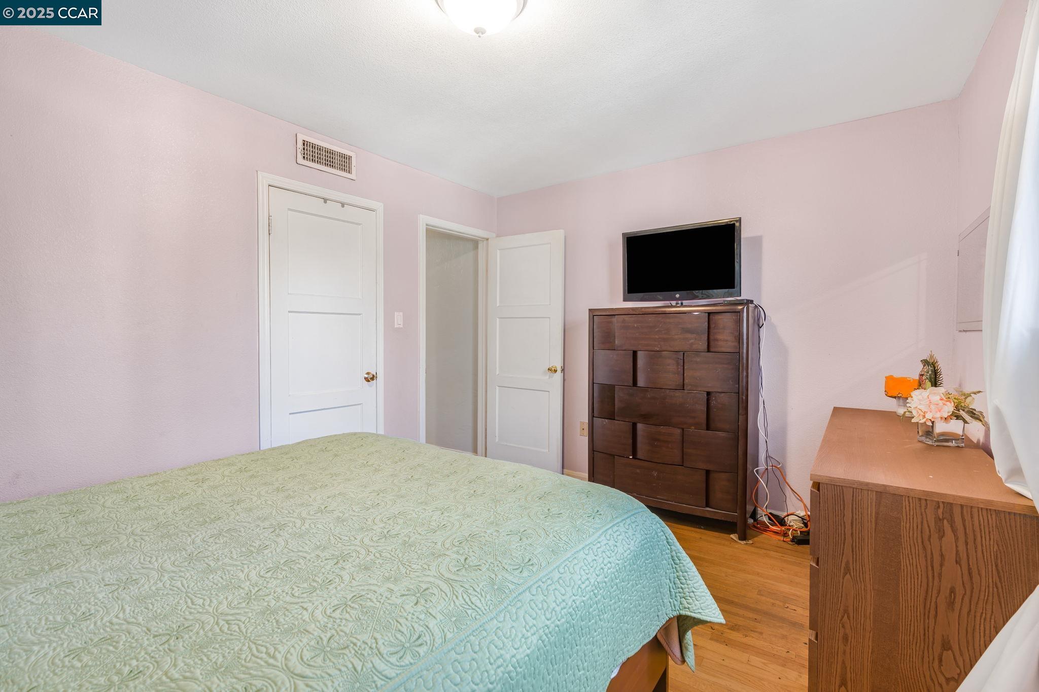 Detail Gallery Image 15 of 23 For 1220 S Sutter St, Stockton,  CA 95206 - 3 Beds | 1 Baths